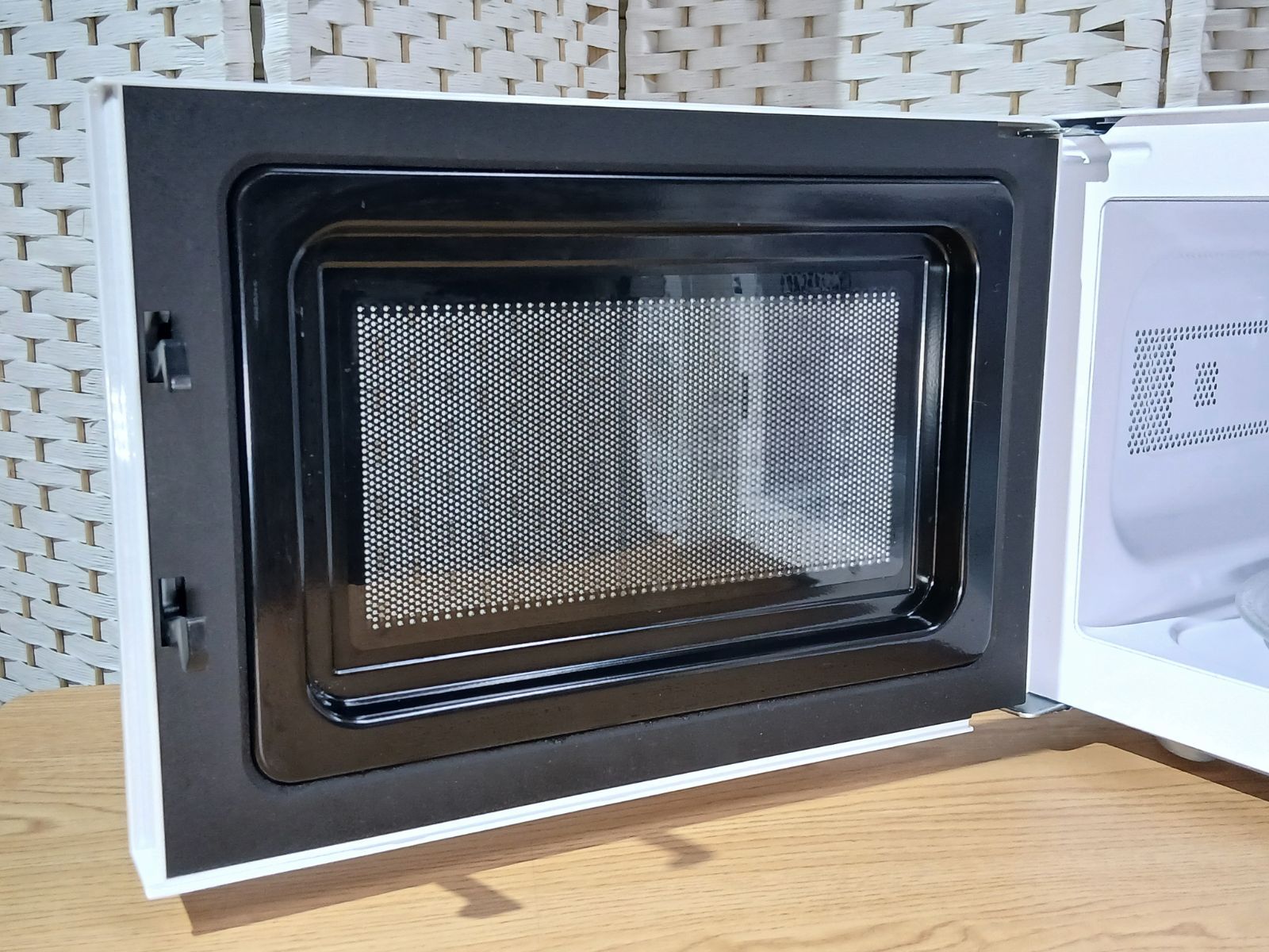 未使用 ヤマダ 単機能電子レンジ YMW-M17JW5 50Hz専用 22年製 ヤマダセレクト 単機能電子レンジ YMW-M17JW5 50Hz専用 2022年製