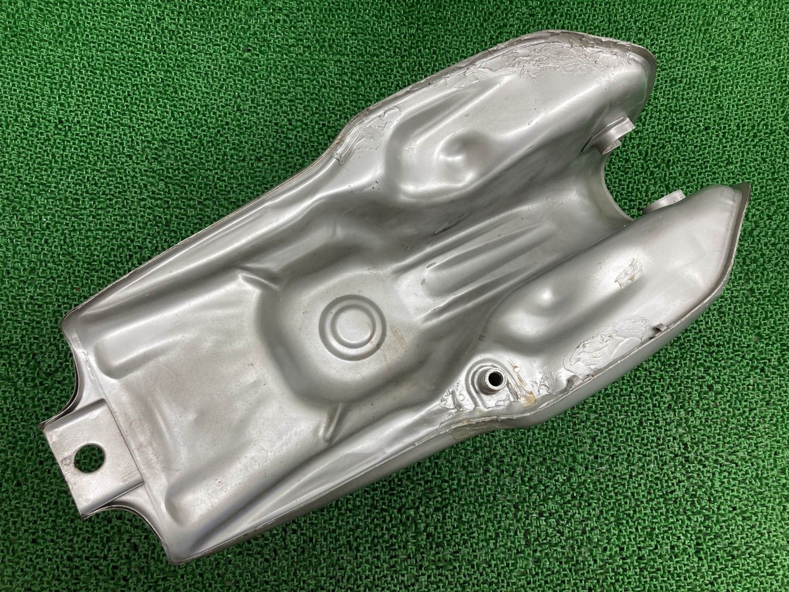 GB250クラブマン タンク 銀 ホンダ 純正 中古 MC10 初期型 83年カラー