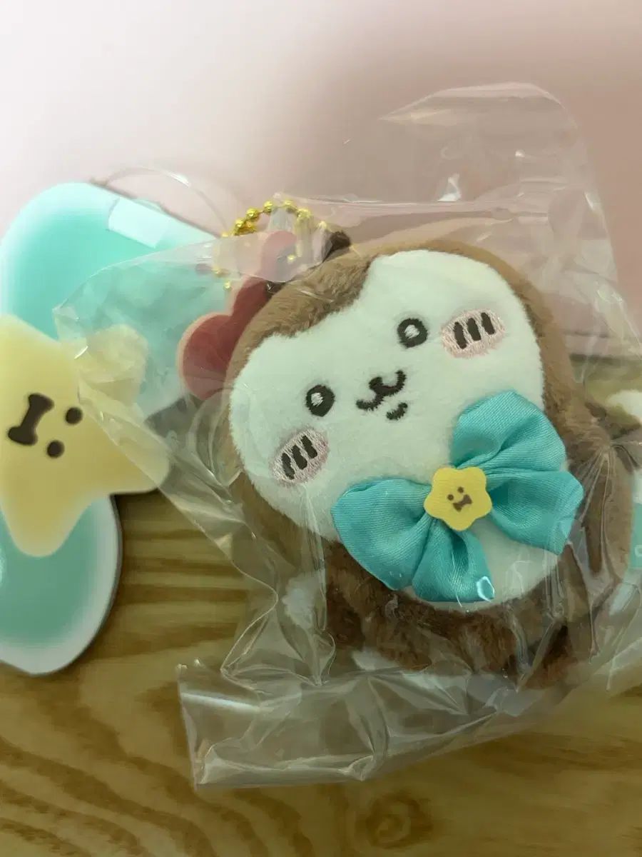 Exposición de la mascota del escarabajo súper mágico Chikawa
