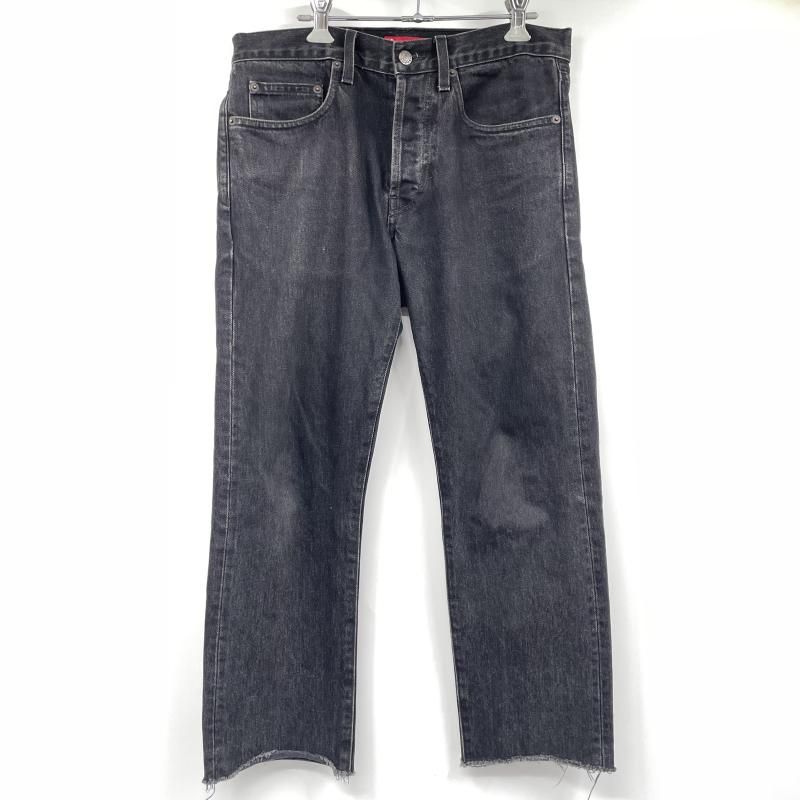 【中古】Supreme ワングラム期 ウォッシュブラックデニム サイズ30 裾切れ シュプリーム[17]