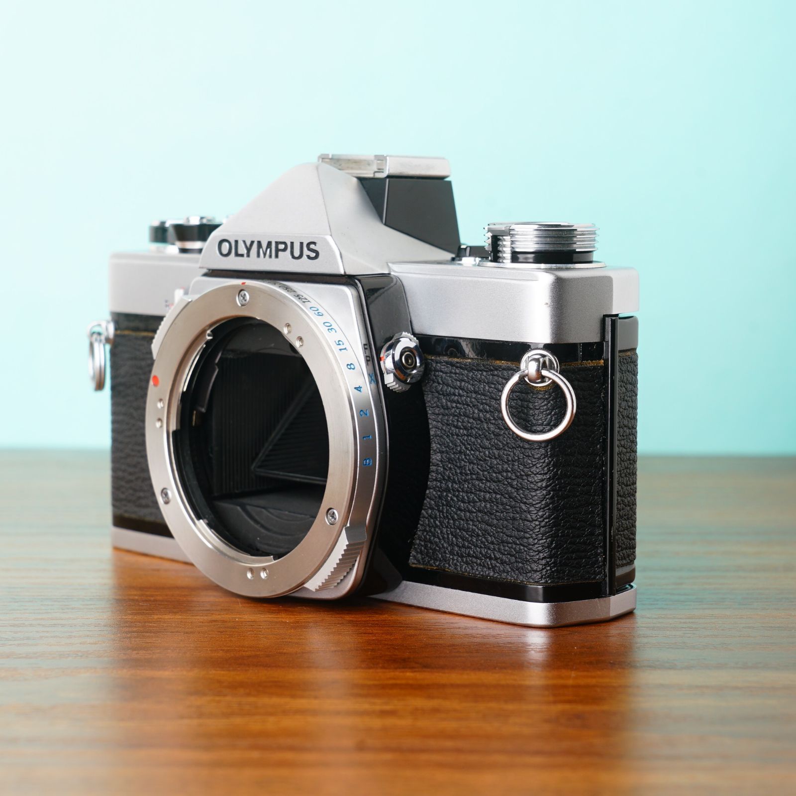 完動・美品・整備済】OLYMPUS OM-1 シルバー #408 - メルカリ