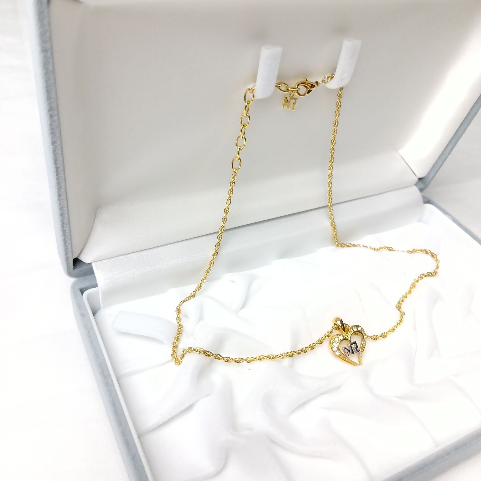 NINA RICCI] ニナリッチ ネックレス ハート ゴールド NRロゴ