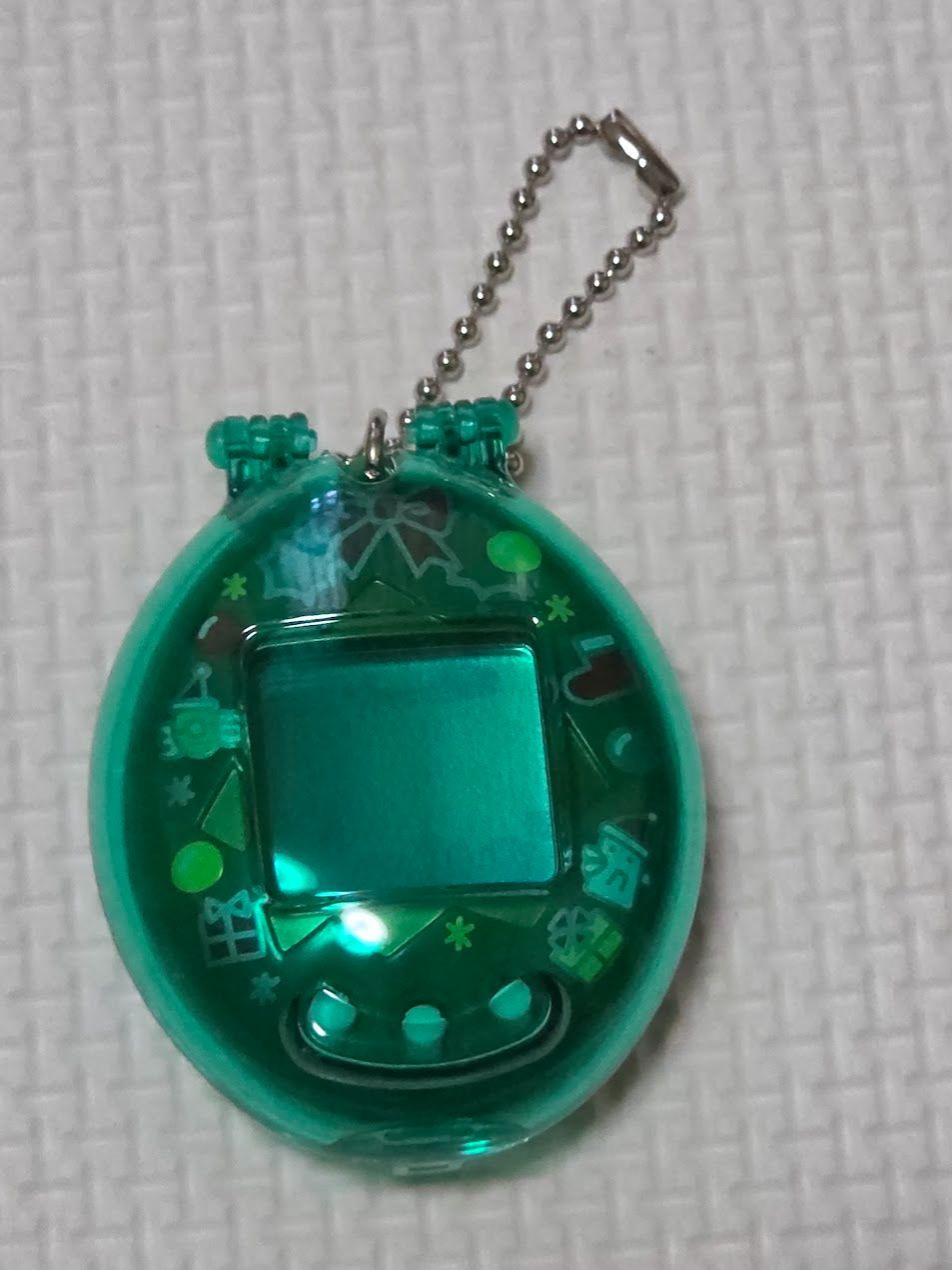 美品 サンタクロっちのたまごっち 緑 ケース付き - メルカリ