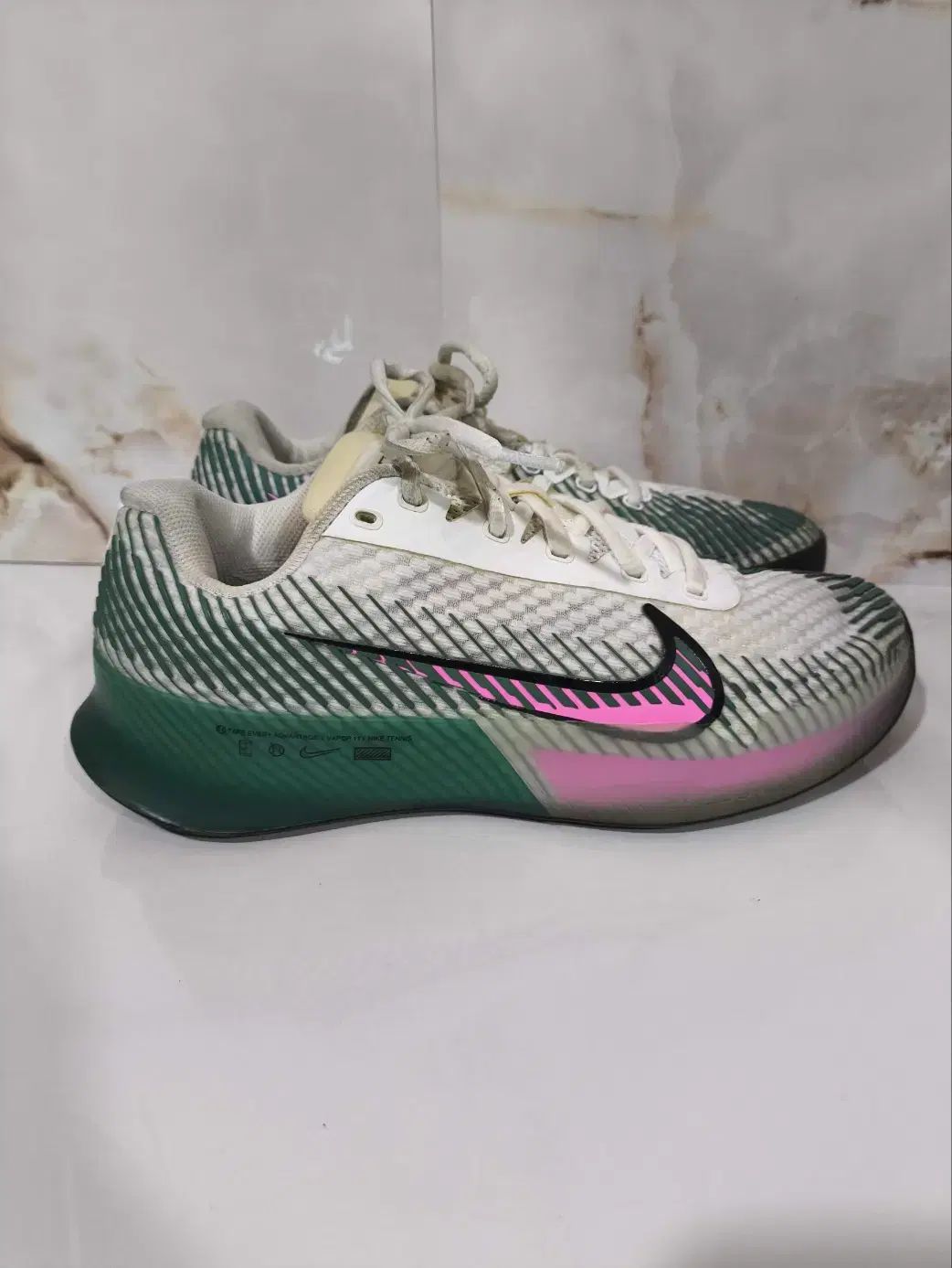 240mm NIKE ズームヴェイパー 11 テニスシューズ
