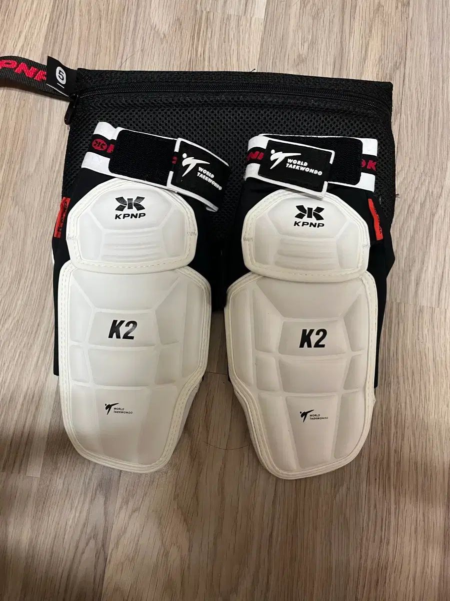 新品 )テコンドー K2 足甲センサー