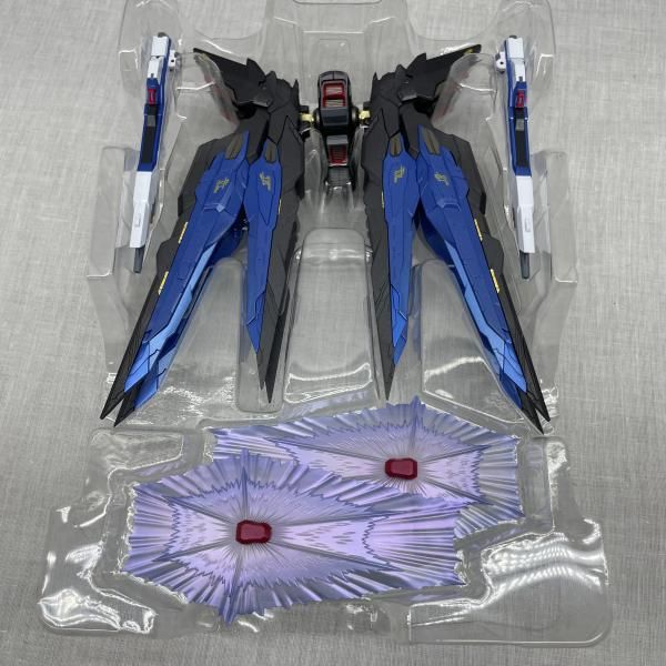 中古】開封)METAL BUILD ストライクフリーダムガンダム ＜リバイバル版