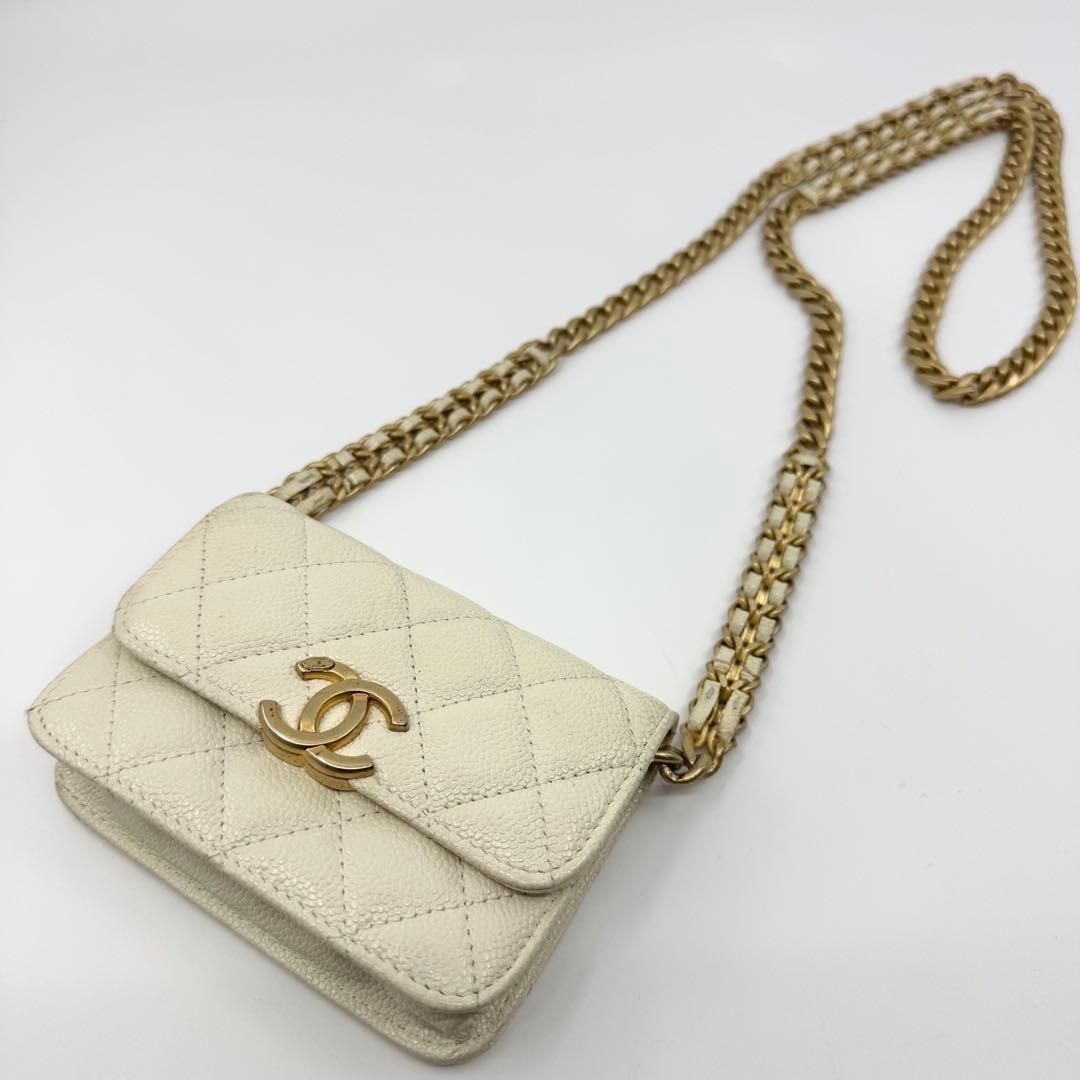 CHANEL マトラッセ ミニ チェーンショルダーバッグ キャビアスキン