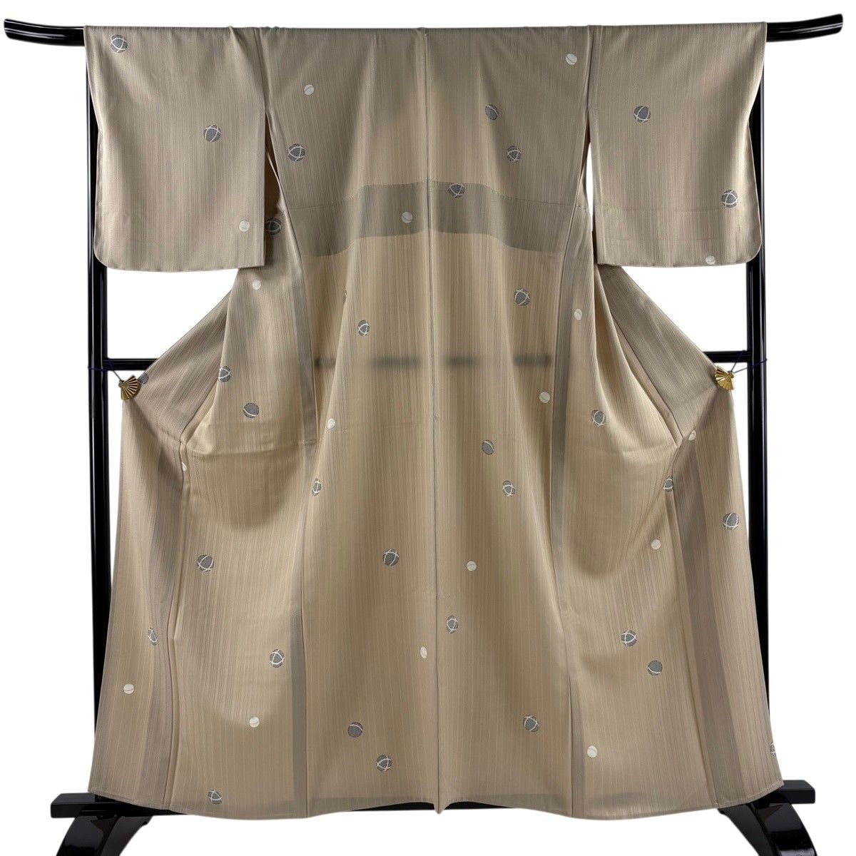 【美品】 小紋 身丈160cm 裄丈69cm L 単衣 鞠 地紋 金彩 薄茶色 正絹 秀品 【中古】