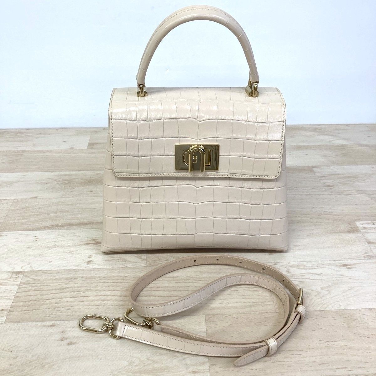 美品 FURLA/フルラ クロコ型押し レザー 2WAY ハンドバッグ/ショルダー