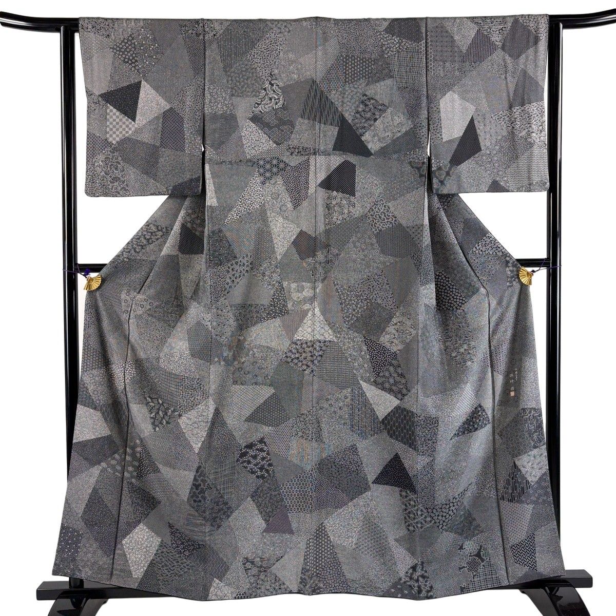 【美品】 江戸小紋 身丈158cm 裄丈62cm S 袷 保科信 落款 寄せ柄 草花 墨色 正絹 秀品 【中古】