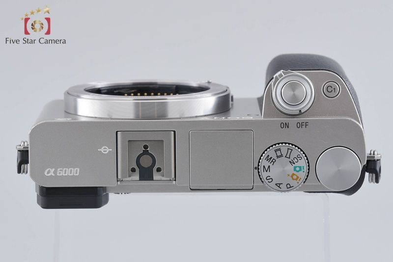 中古】SONY ソニー α6000 ILCE-6000 シルバー ミラーレス一眼カメラ