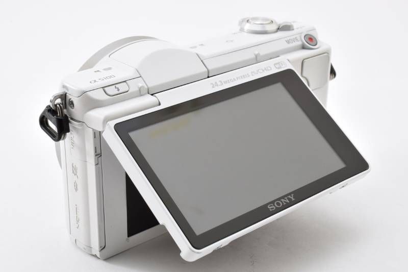 【美品】SONY α5100 白ボディ・キットレンズ・元箱付 シャッター499 実用光学美品 SONY ソニー α5100 ボディ 白 ホワイト ミラーレス一眼