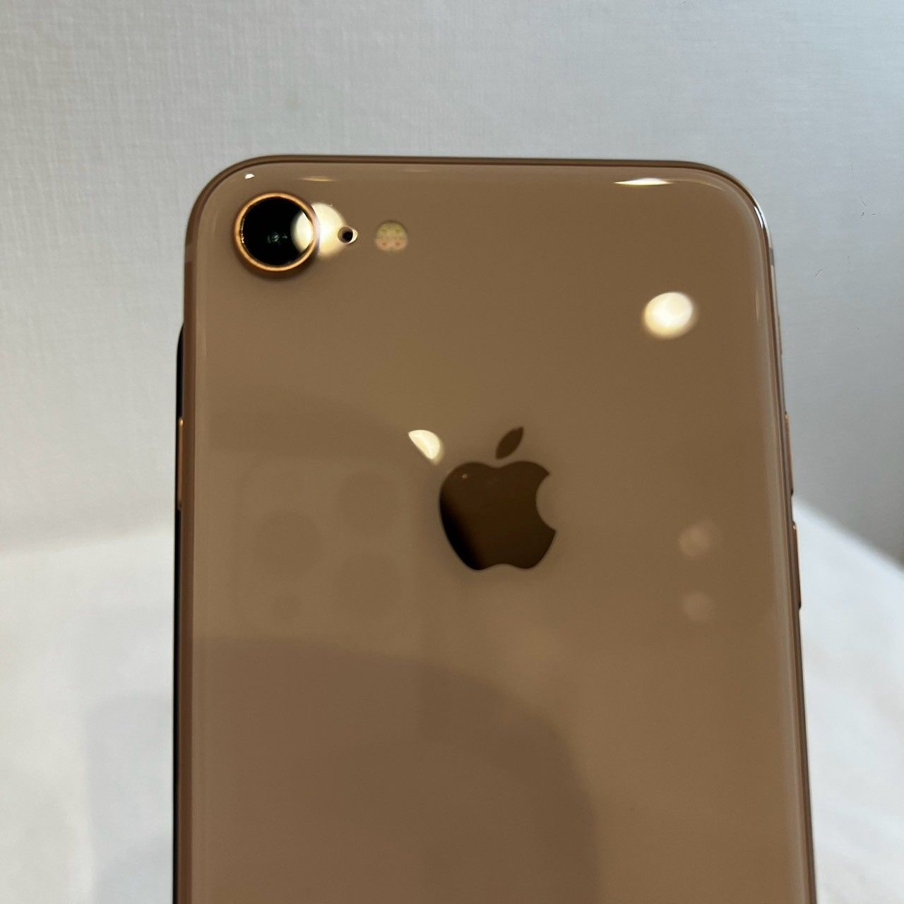 iPhone 8 64GB ゴールド SIMフリー バッテリー90% - メルカリ