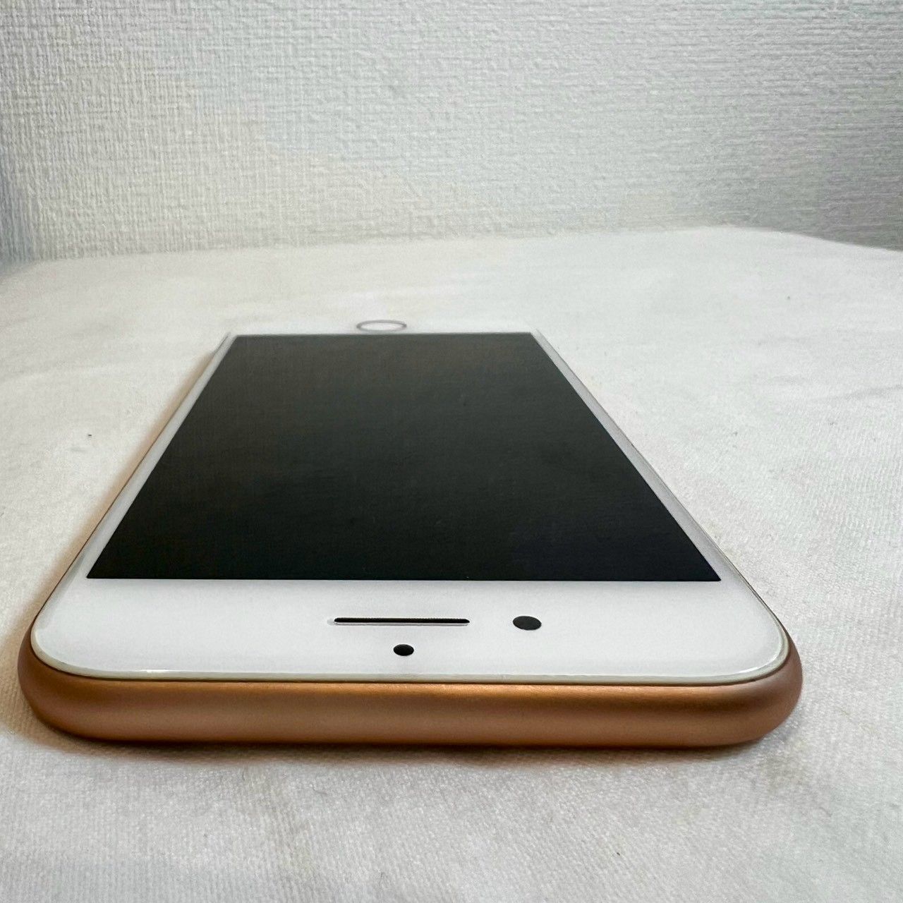 iPhone 8 64GB ゴールド SIMフリー バッテリー90% - メルカリ