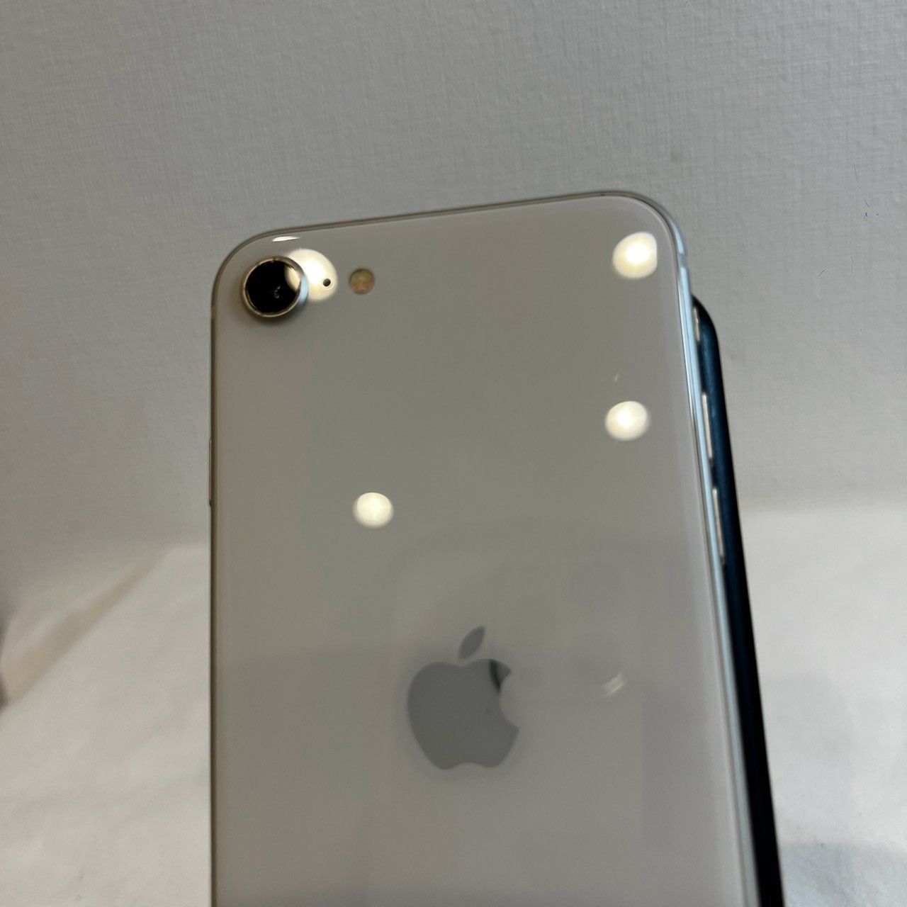 Apple iPhone SE 第3世代 64GB スターライト SIMフリー バッテリー89