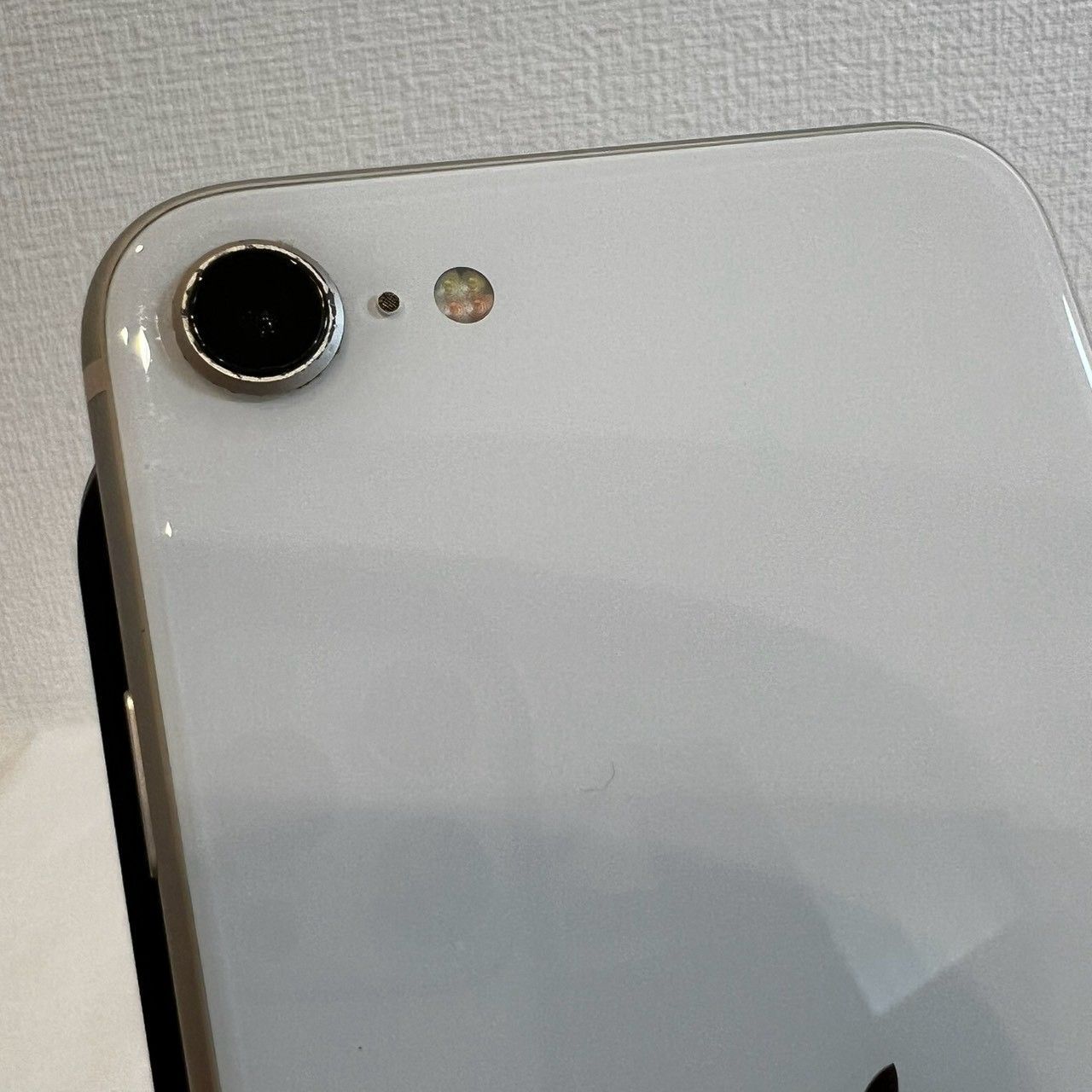 Apple iPhone SE 第3世代 64GB スターライト SIMフリー バッテリー86