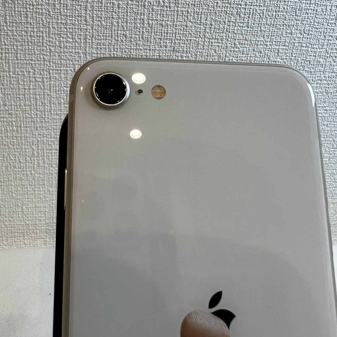 Apple iPhone SE 第3世代 64GB スターライト SIMフリー バッテリー86