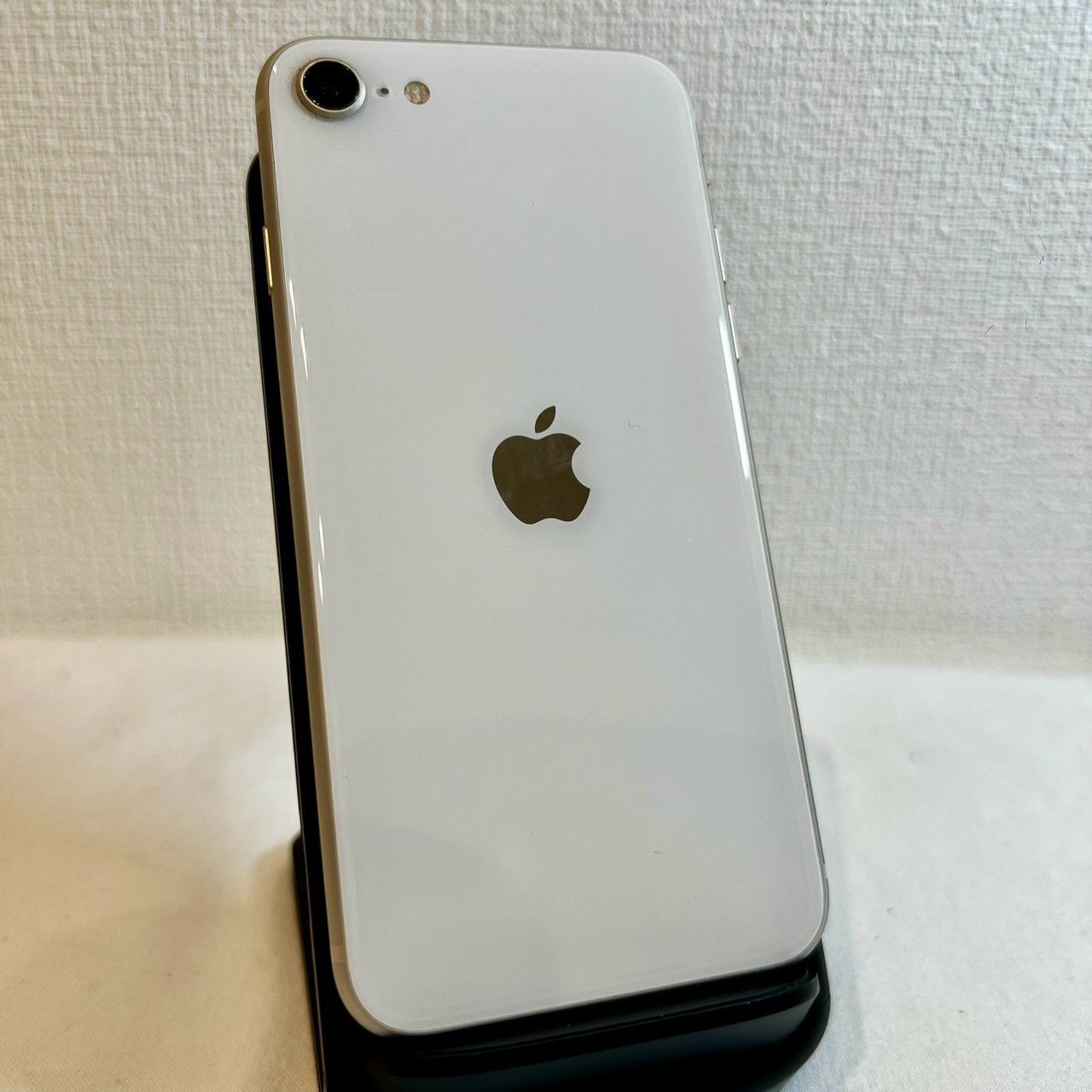 iphone SE 第3世代 64GB スターライト バッテリー容量86% Apple iPhone SE 第3世代 64GB スターライト SIMフリー バッテリー86