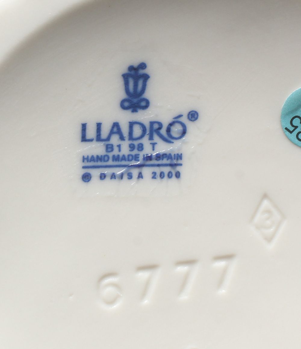 リヤドロ フィギュリン 置物 オブジェ 6777 私の宝物 LLADRO - メルカリ