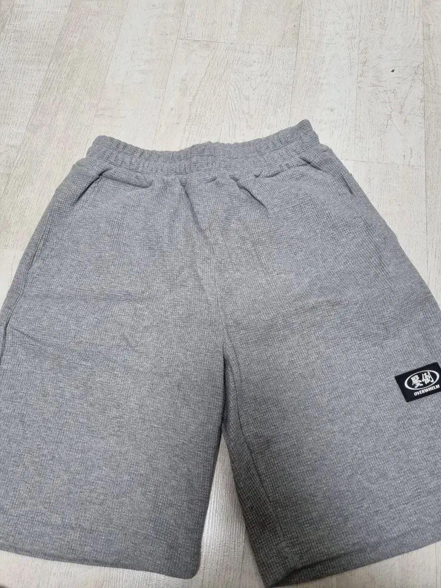 圧倒ワッフルベーシックハーフパンツ グレー L
