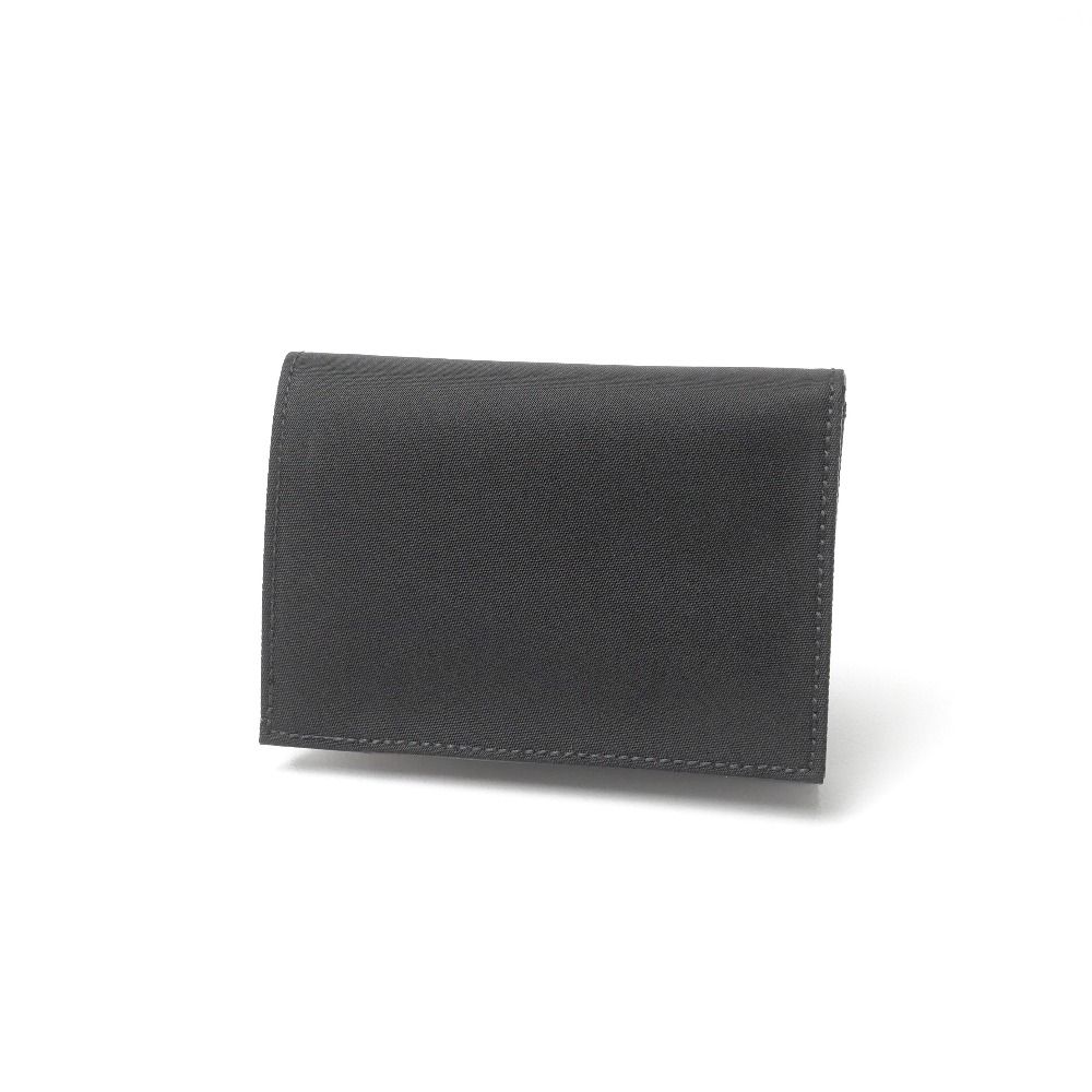 ■美品■PRADA プラダ カードケース トライアングルロゴ 二つ折り パスケース  イタリア製 ブランド古着【中古】20260605/RA9587 □美品□PRADA プラダ カードケース トライアングルロゴ 二つ折り パス