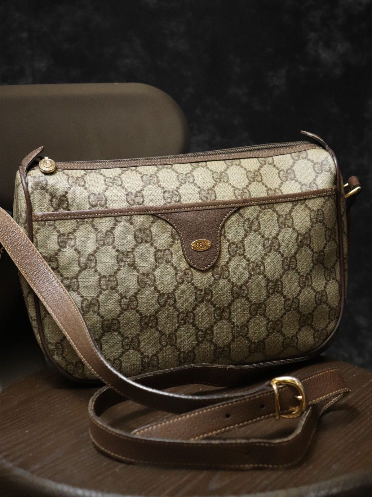 GUCCI グッチ 001 115 6106 ショルダーバッグ 斜め掛け GGスプリームキャンバス オールドグッチ ブラウン