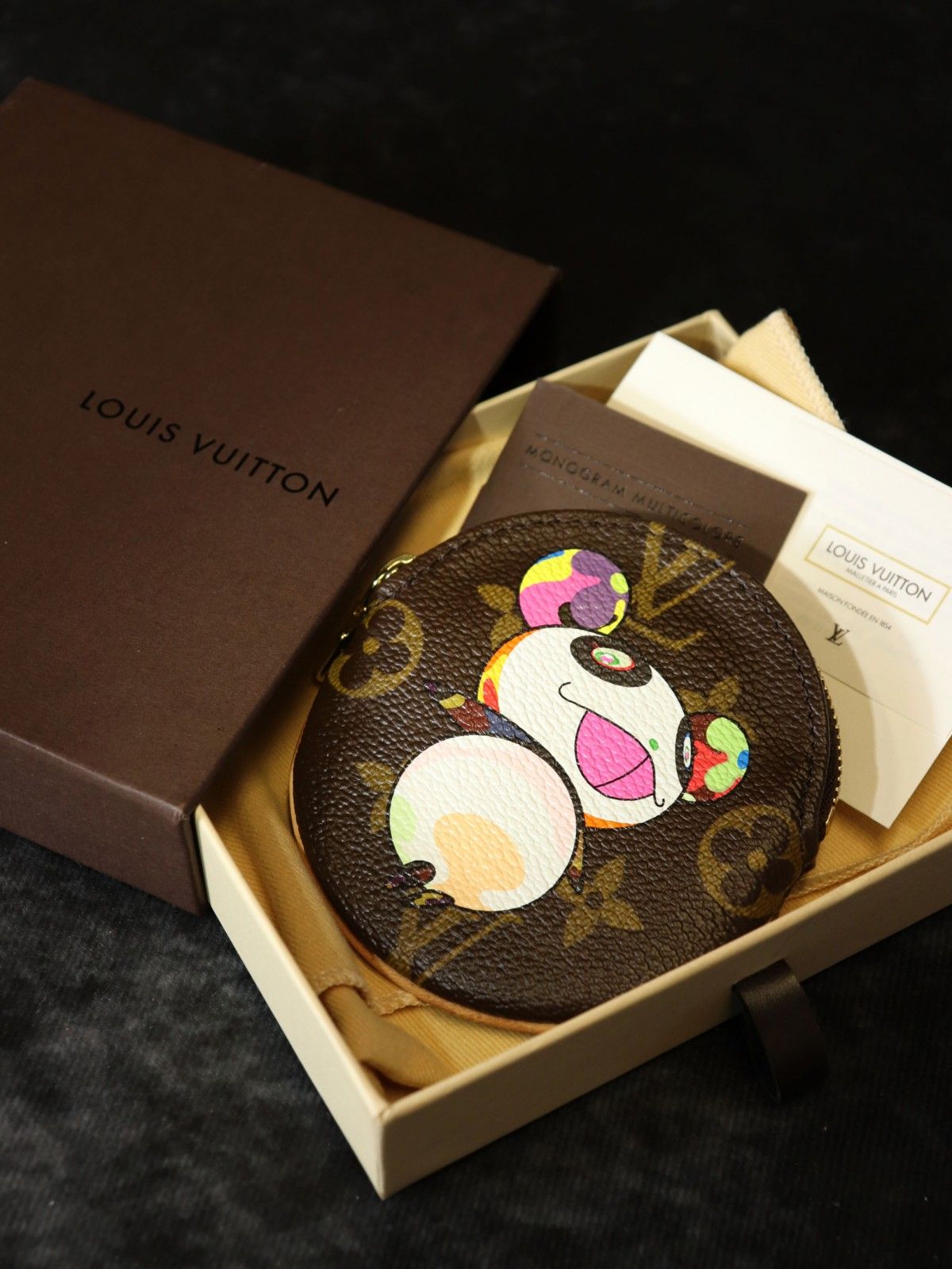 美品 LOUIS VUITTON ルイ・ヴィトン ポルトモネ・ロン M61928 コインケース プティ・パンダ 村上隆 スーパーフラット モノグラムキャンバス ブラウン