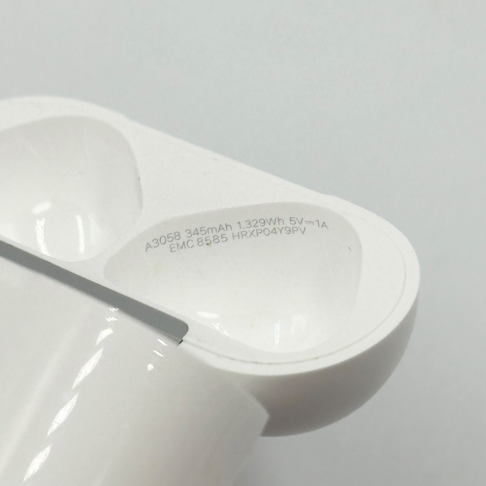 Apple AirPods 第4世代 充電ケースのみ A3058 正規品 ノイズキャンセル