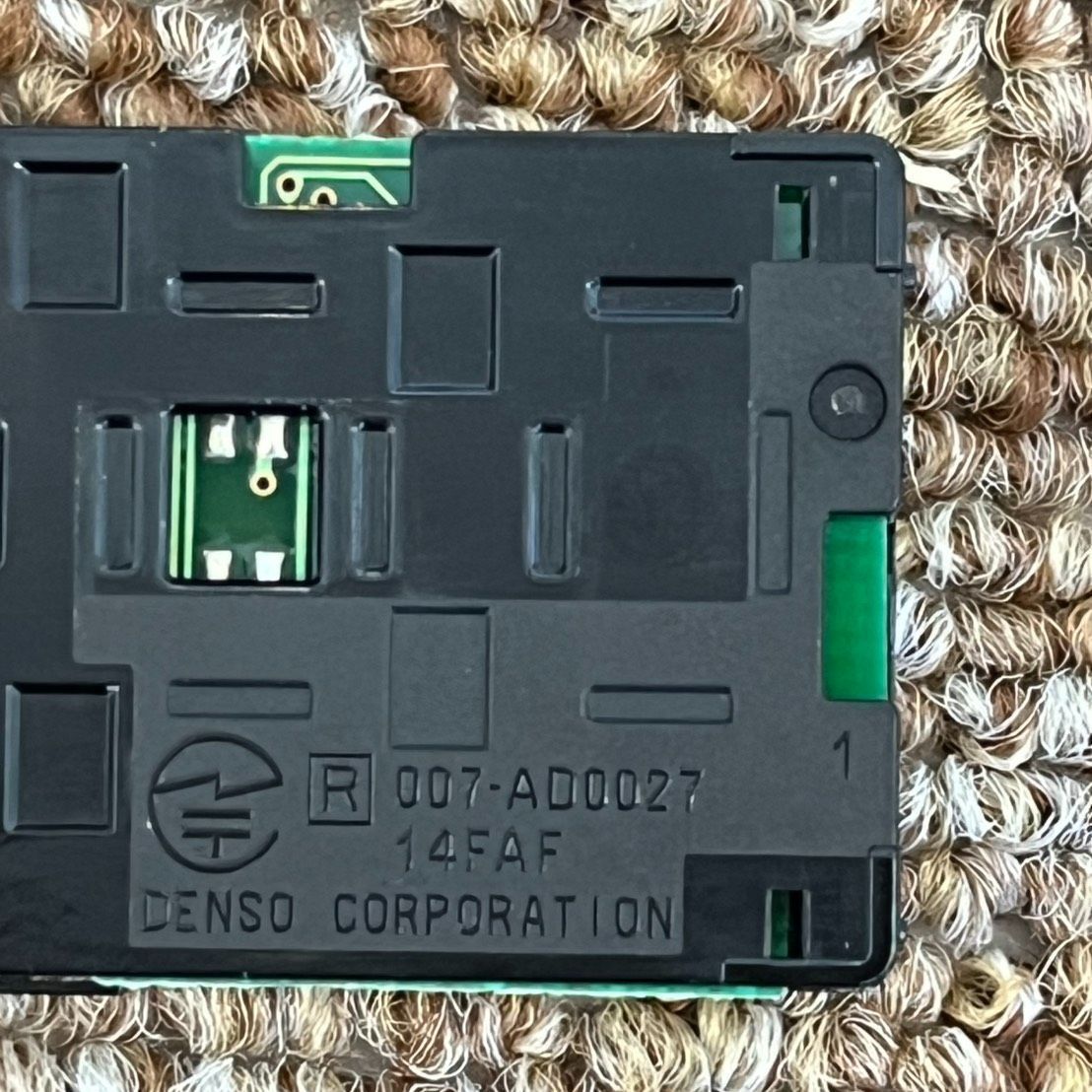スマートキー 3ボタン 007-AD0027 14FAF トヨタ クラウン - メルカリ