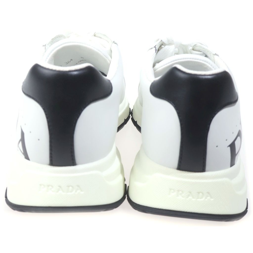 PRADA (プラダ) ローカット スニーカー ロゴ スニーカー ホワイト