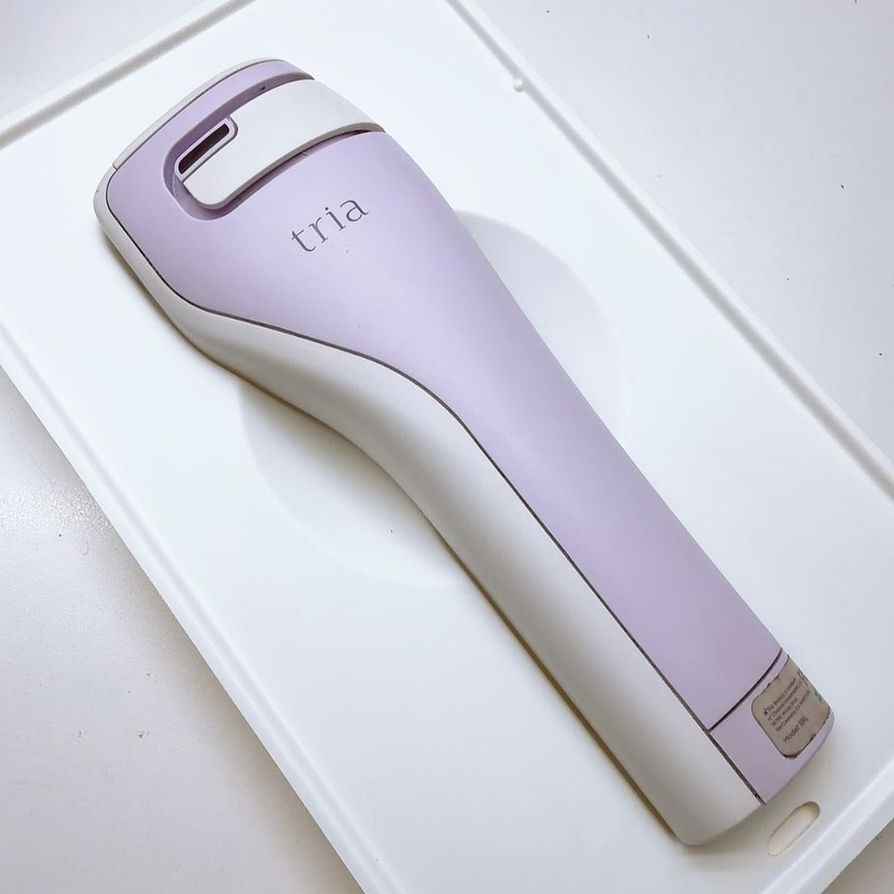 ほぼ未使用＊付属品完備》 トリア スキン エイジングケア レーザー