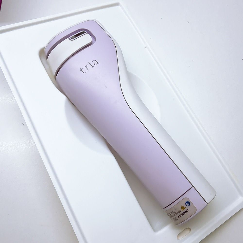ほぼ未使用＊付属品完備》 トリア スキン エイジングケア レーザー