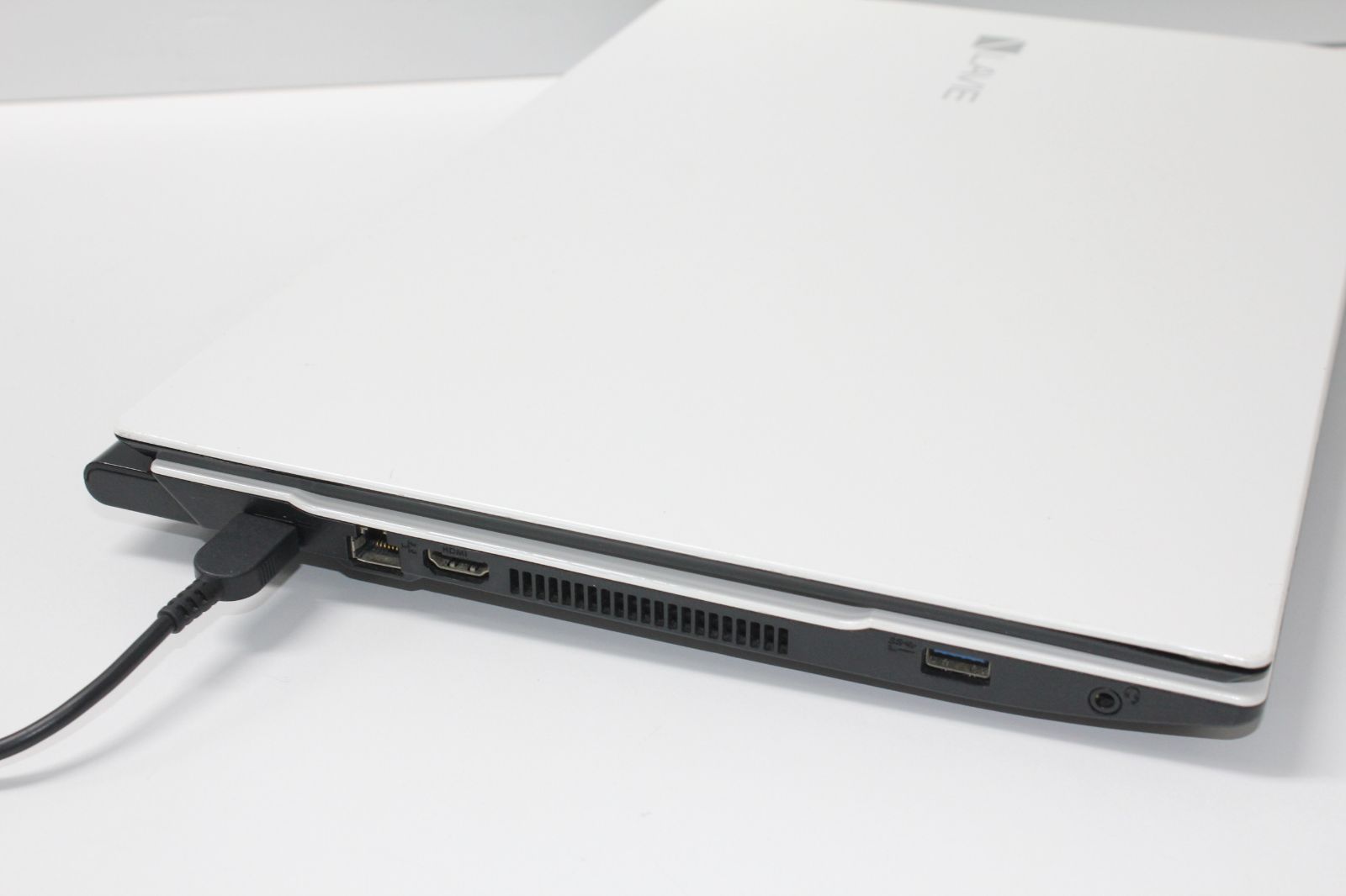 中古ノートPC】NEC〈LAVIE NS600/GAW〉第7世代Core i7/SSD256GB/メモリ