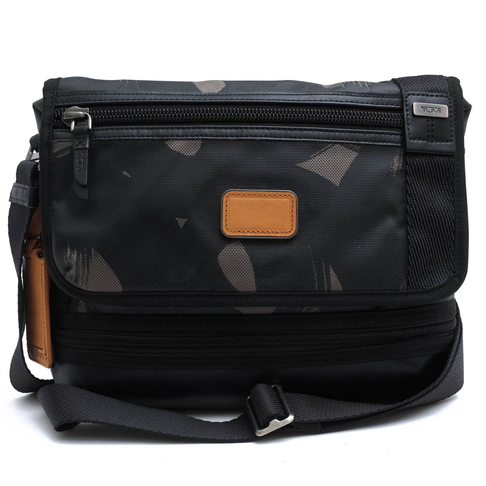 トゥミ／TUMI バッグ ショルダーバッグ 鞄 メンズ 男性 男性用 ナイロン レザー 革 本革 ブラック 黒 222371SCP2 ALPHA BRAVO Beale Crossbody アルファ ブラボー ビールクロスボディ クロスボディ メッセンジャー 22,725円