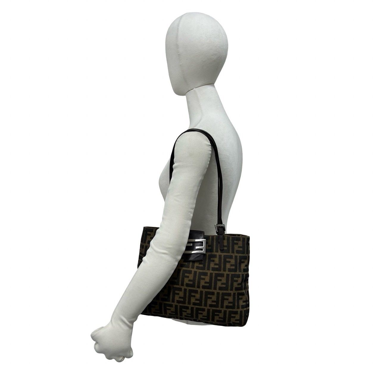 極 美品 FENDI フェンディ ヴィンテージ ズッカ FF 柄 キャンバス