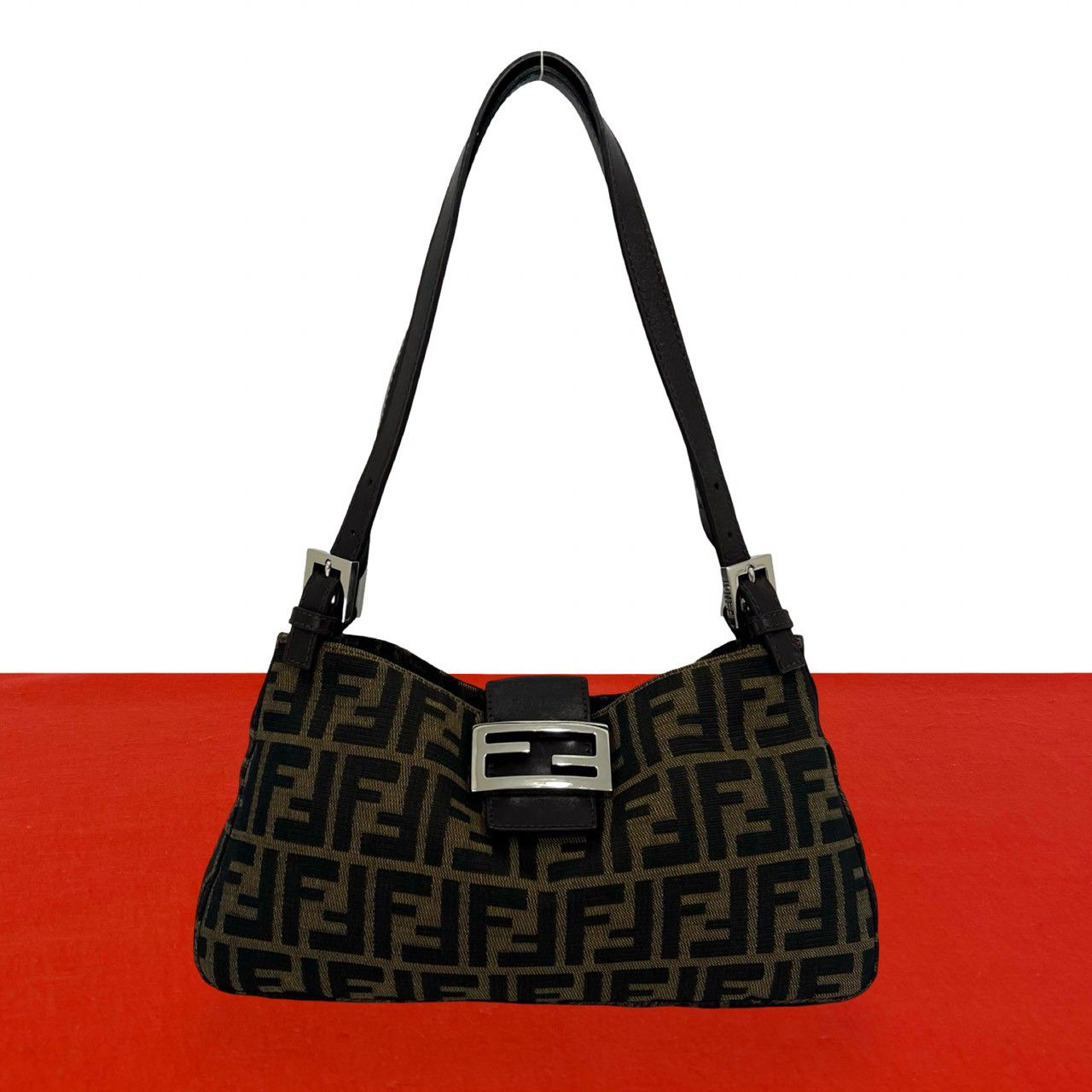 【希少】FENDI マンマバケットバッグ　グラフィティー風柄ヴィンテージ 極 美品 FENDI フェンディ ヴィンテージ マンマバケット ズッカ FF 柄
