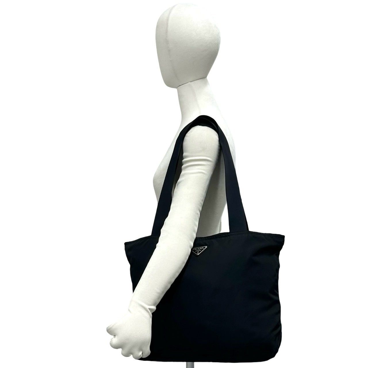 極 美品 PRADA プラダ 三角ロゴ プレート トライアングル 金具