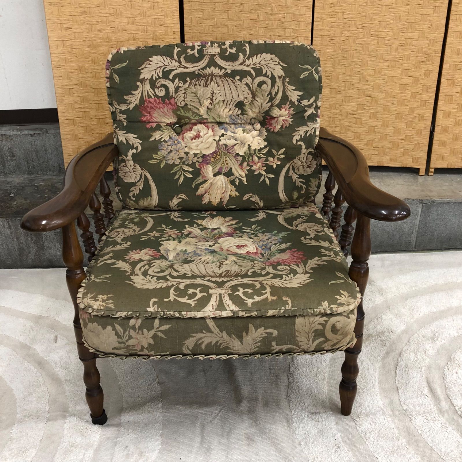 T【値下げ交渉可能】KARIMOKU カリモク アームチェア コロニアル 1人