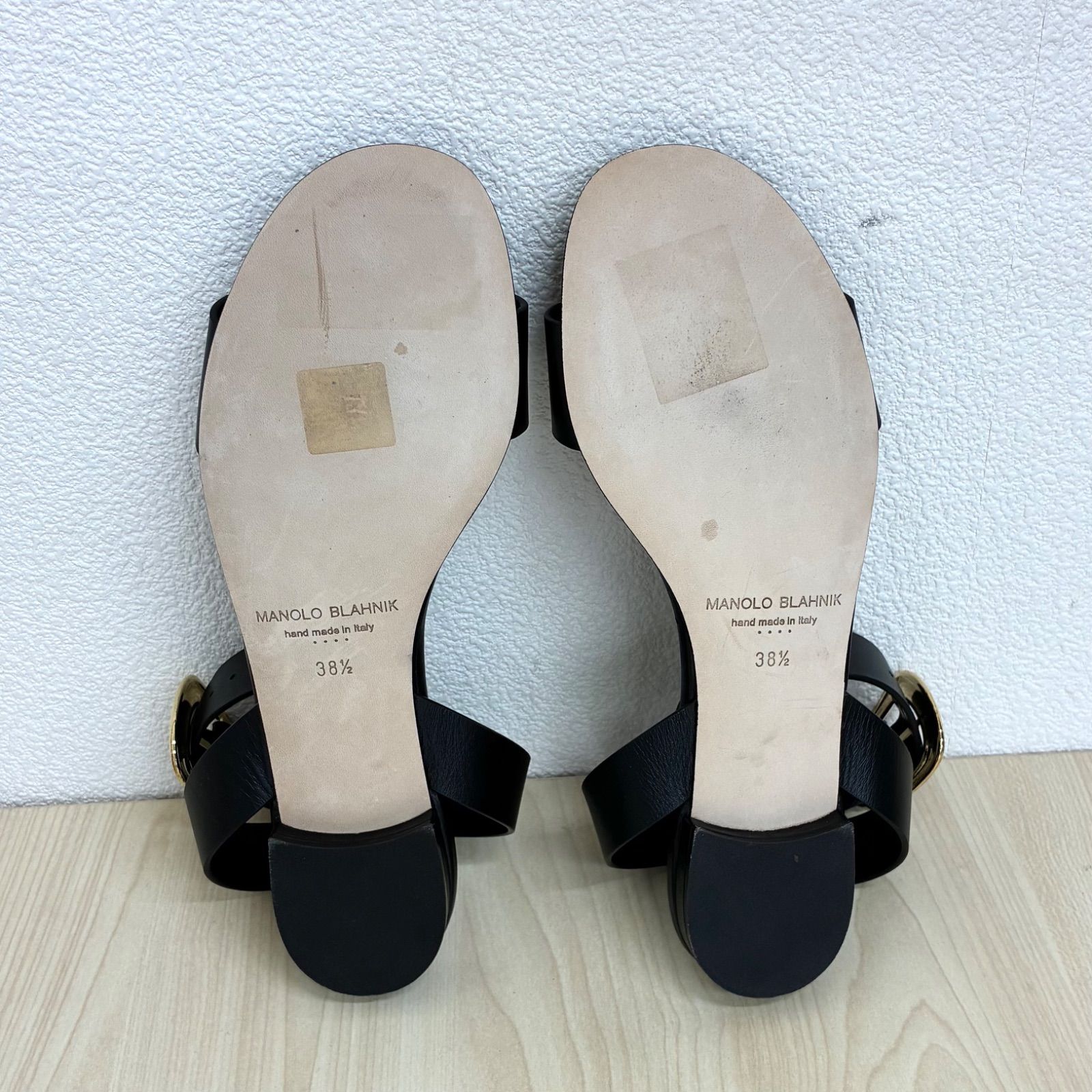 マノロブラニク MANOLO BLAHNIK】新品未使用品！ベルテッドフラット