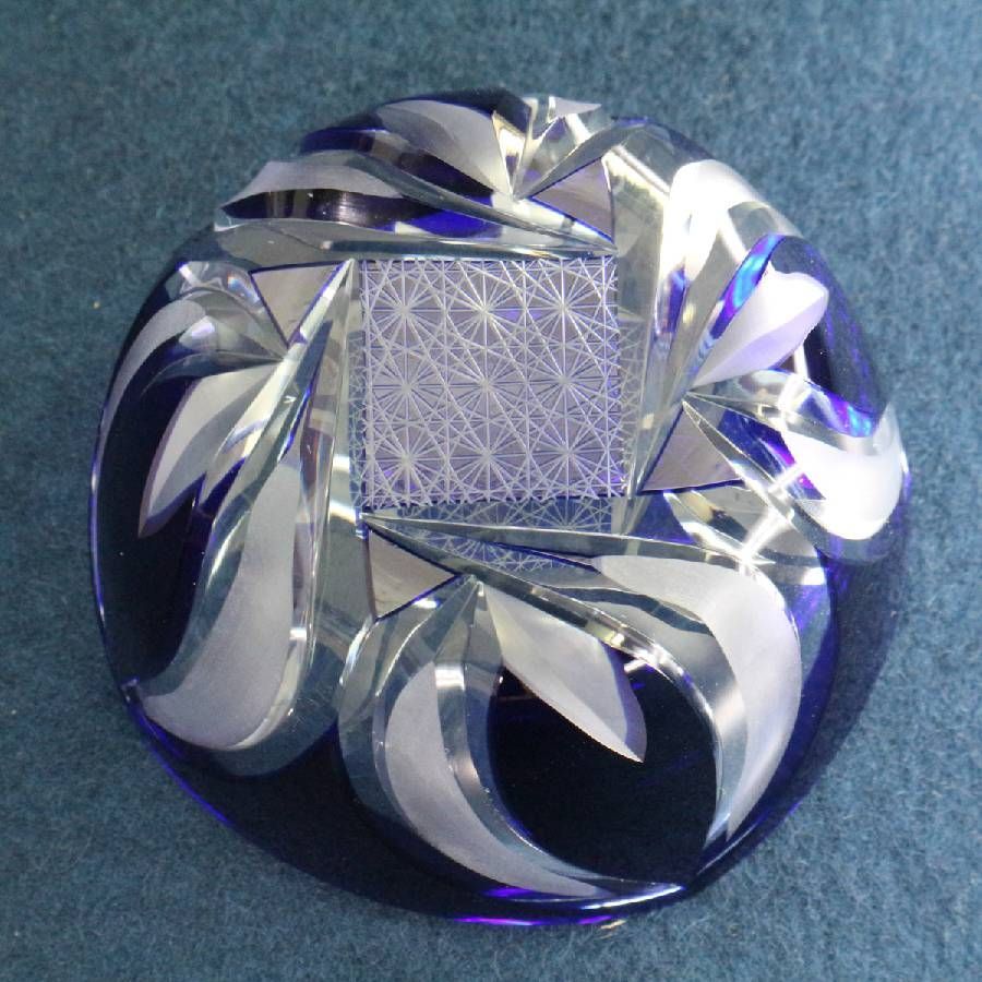 伝統工芸品 江戸切子 華硝 青色被せ 小鉢 1個 箱付き ガラス 最高級の