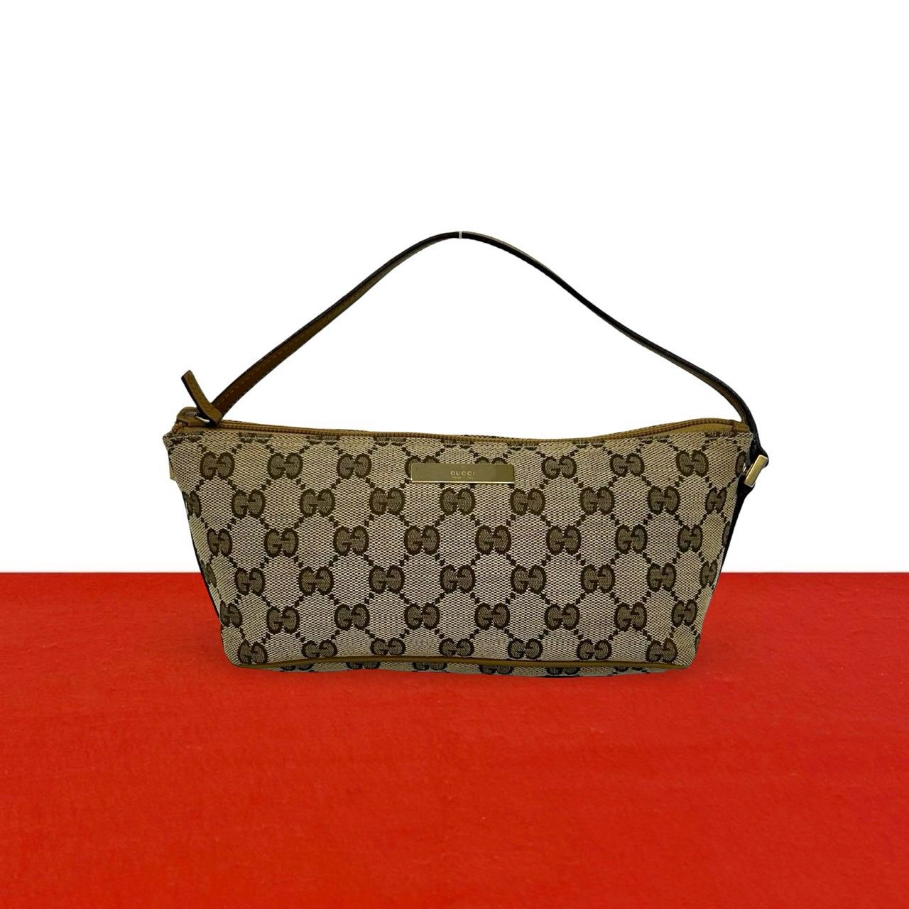 極 美品 希少品 GUCCI グッチ GG 柄 ロゴ プレート 金具 キャンバス