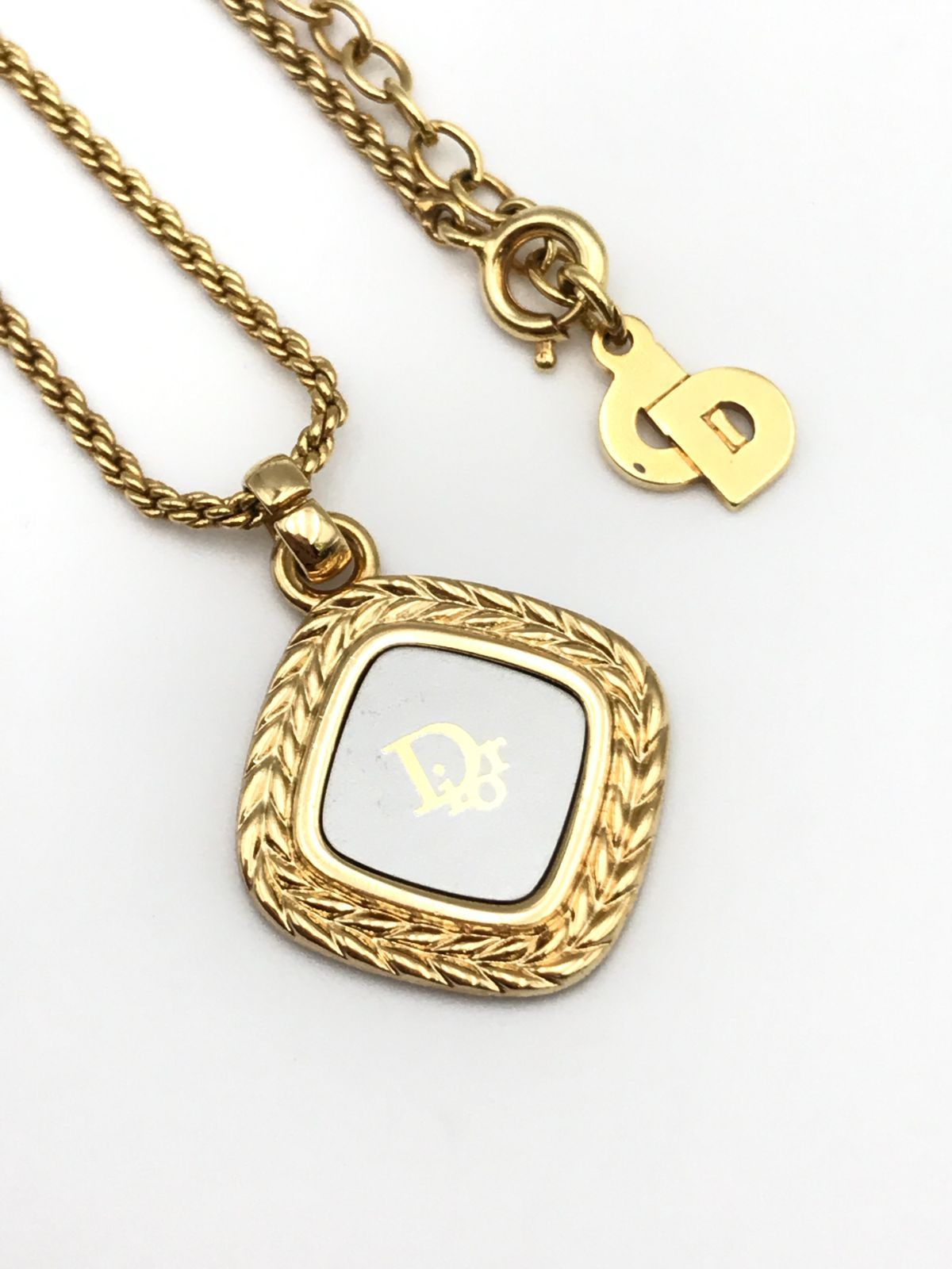 Christian Dior　ディオール　ネックレス　ゴールド系　1273 6,445円