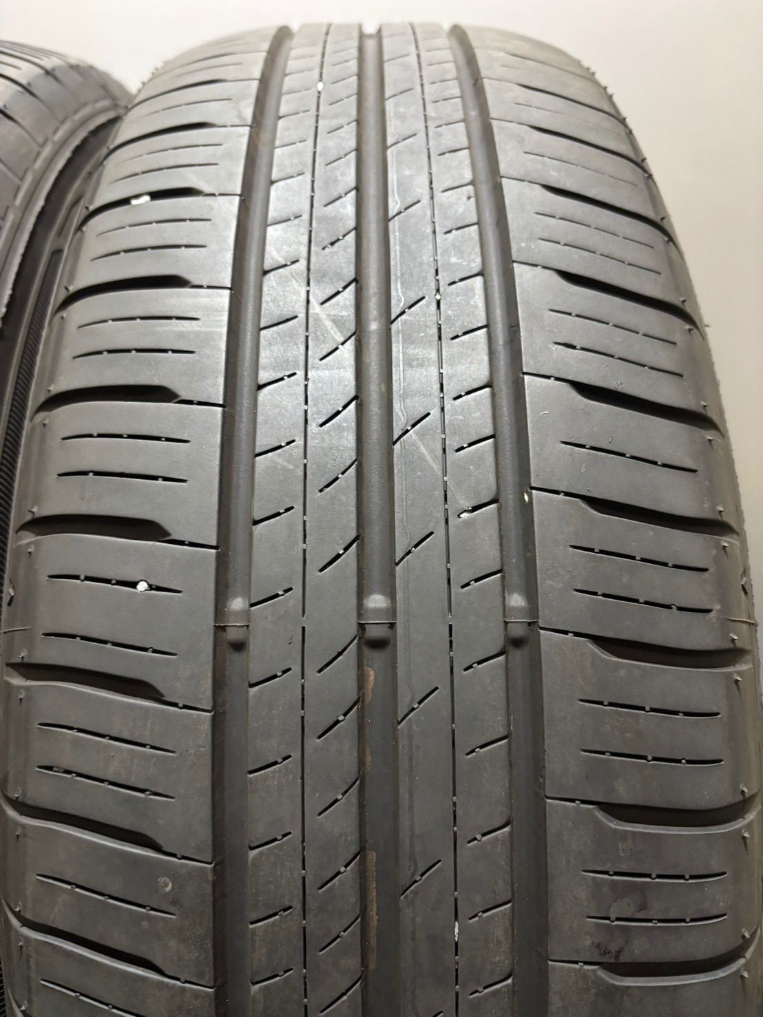 ★195/65R15 DUNLOP/ENASAVE EC300+ 25年製 夏タイヤ サマータイヤ 4本 ダンロップ エナセーブ ノア ヴォクシー プリウス (南2-M834)