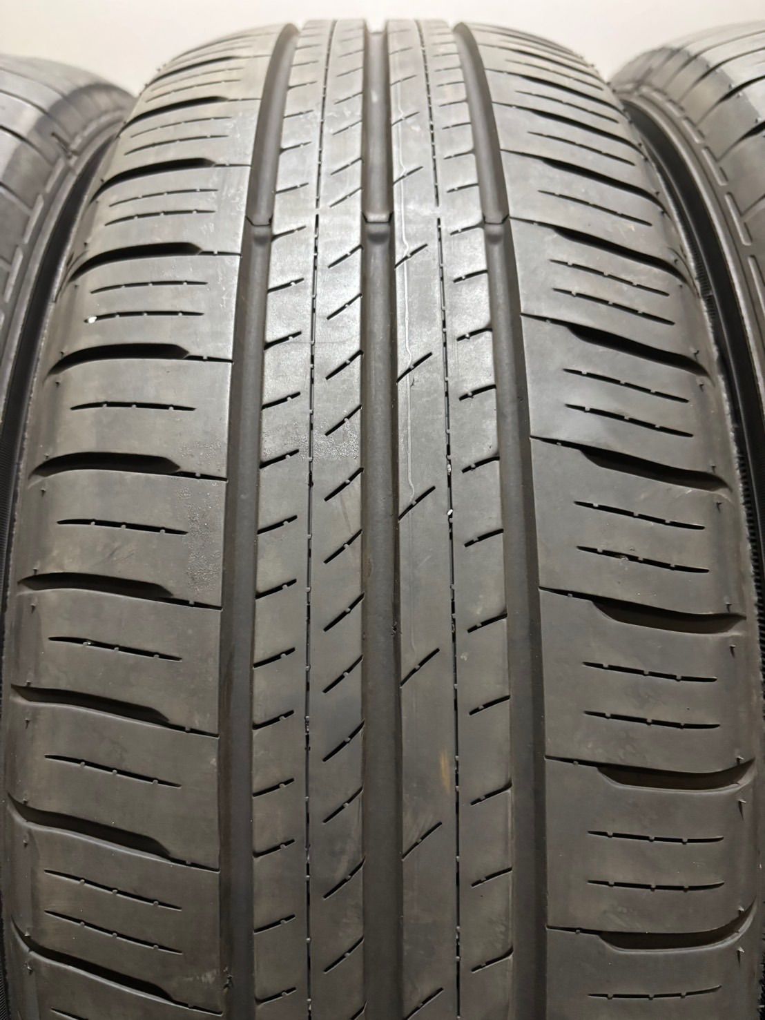 ★195/65R15 DUNLOP/ENASAVE EC300+ 25年製 夏タイヤ サマータイヤ 4本 ダンロップ エナセーブ ノア ヴォクシー プリウス (南2-M834)