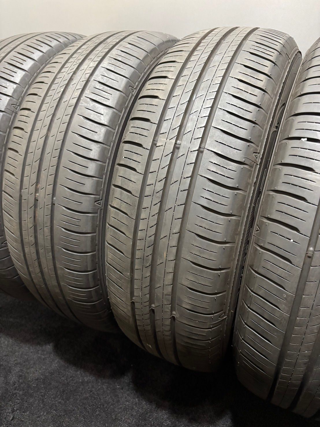 ★195/65R15 DUNLOP/ENASAVE EC300+ 25年製 夏タイヤ サマータイヤ 4本 ダンロップ エナセーブ ノア ヴォクシー プリウス (南2-M834)