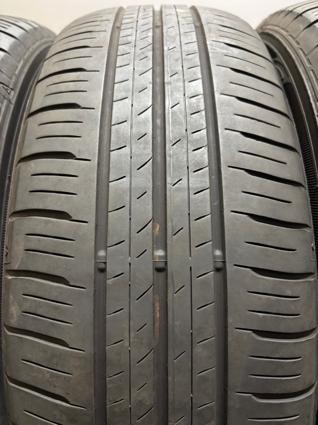 ★195/65R15 DUNLOP/ENASAVE EC300+ 25年製 夏タイヤ サマータイヤ 4本 ダンロップ エナセーブ ノア ヴォクシー プリウス (南2-M834)