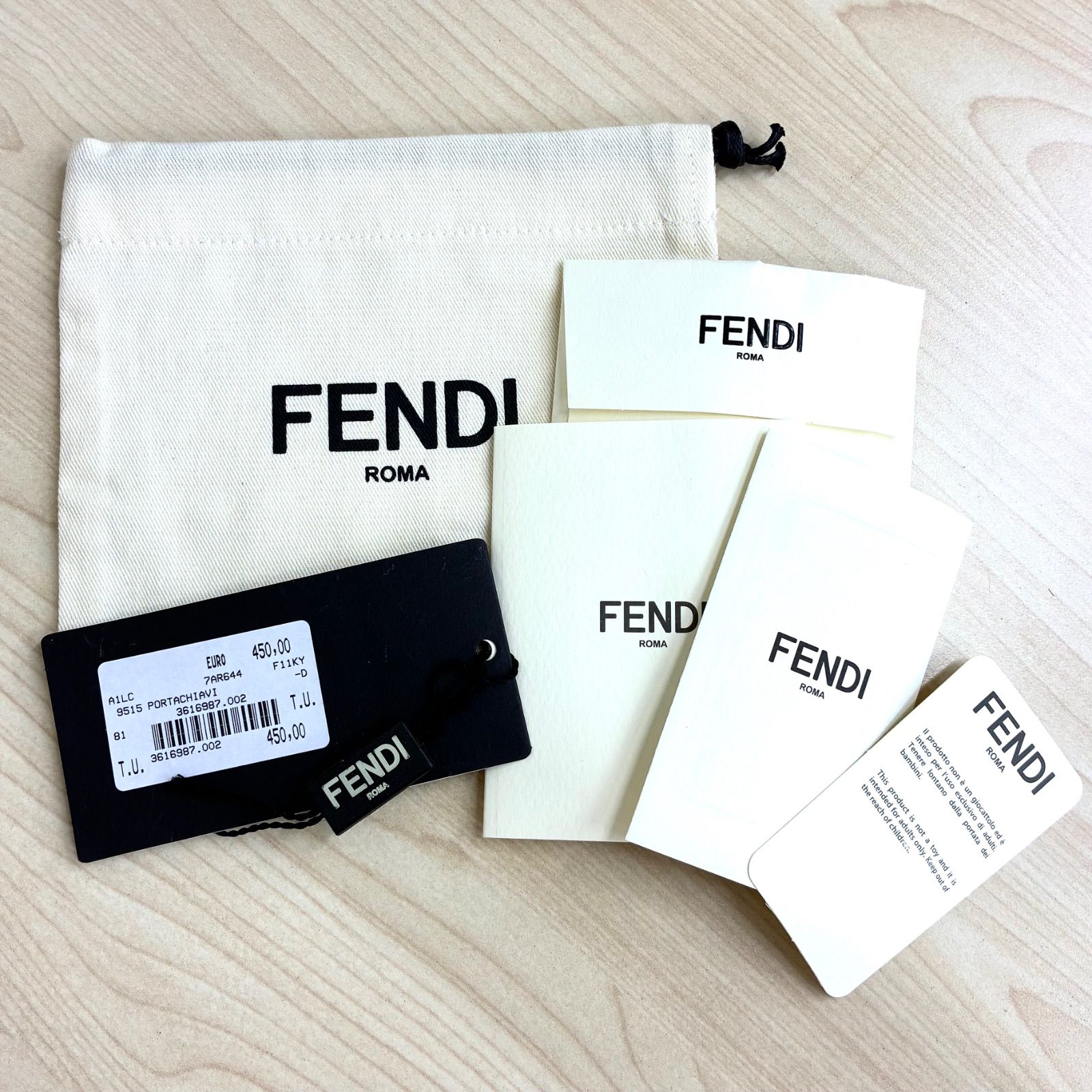 フェンディ FENDI】バグズモンスターミンクファーチャーム リング