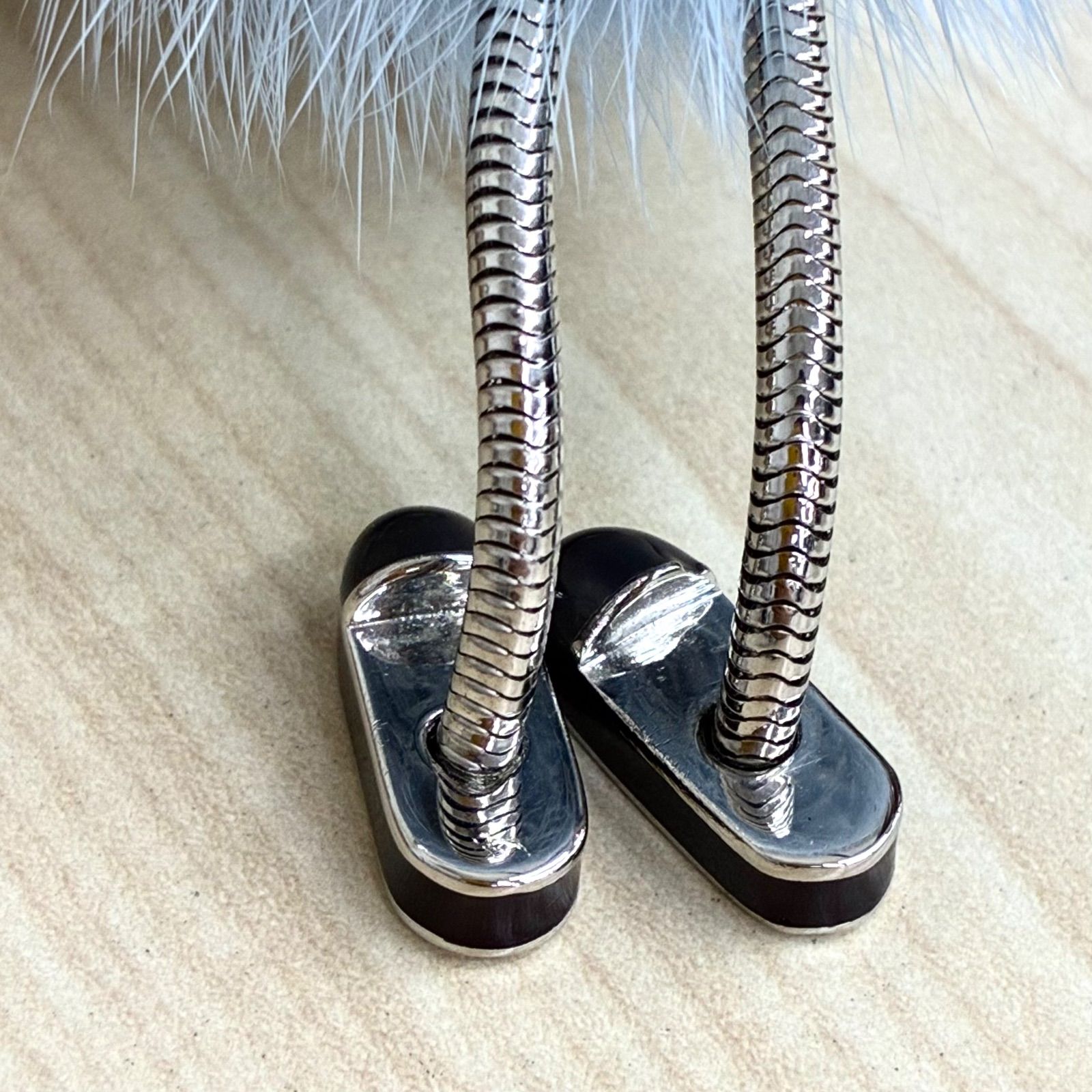 フェンディ FENDI】バグズモンスターミンクファーチャーム リング