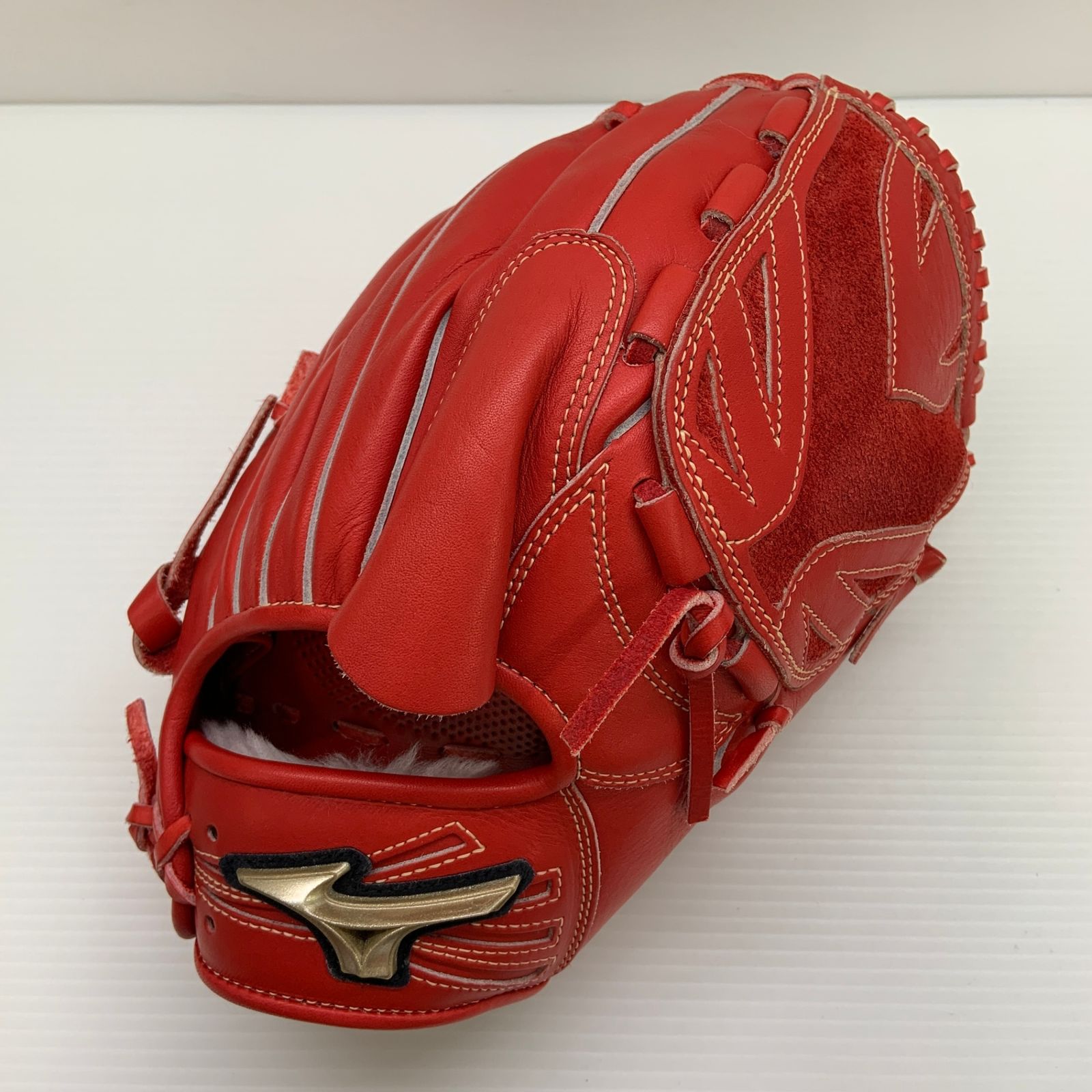 ミズノ MIZUNO グローバルエリート Global Elite 1AJGS22401 ソフトボール用 大人 一般 投手用 グローブ ピッチャー グラブ 右投げ  中古品 グローブ袋付き 野球 9253 ミズノ MIZUNO グローバルエリート Global Elite 1AJGS22401 ソフト