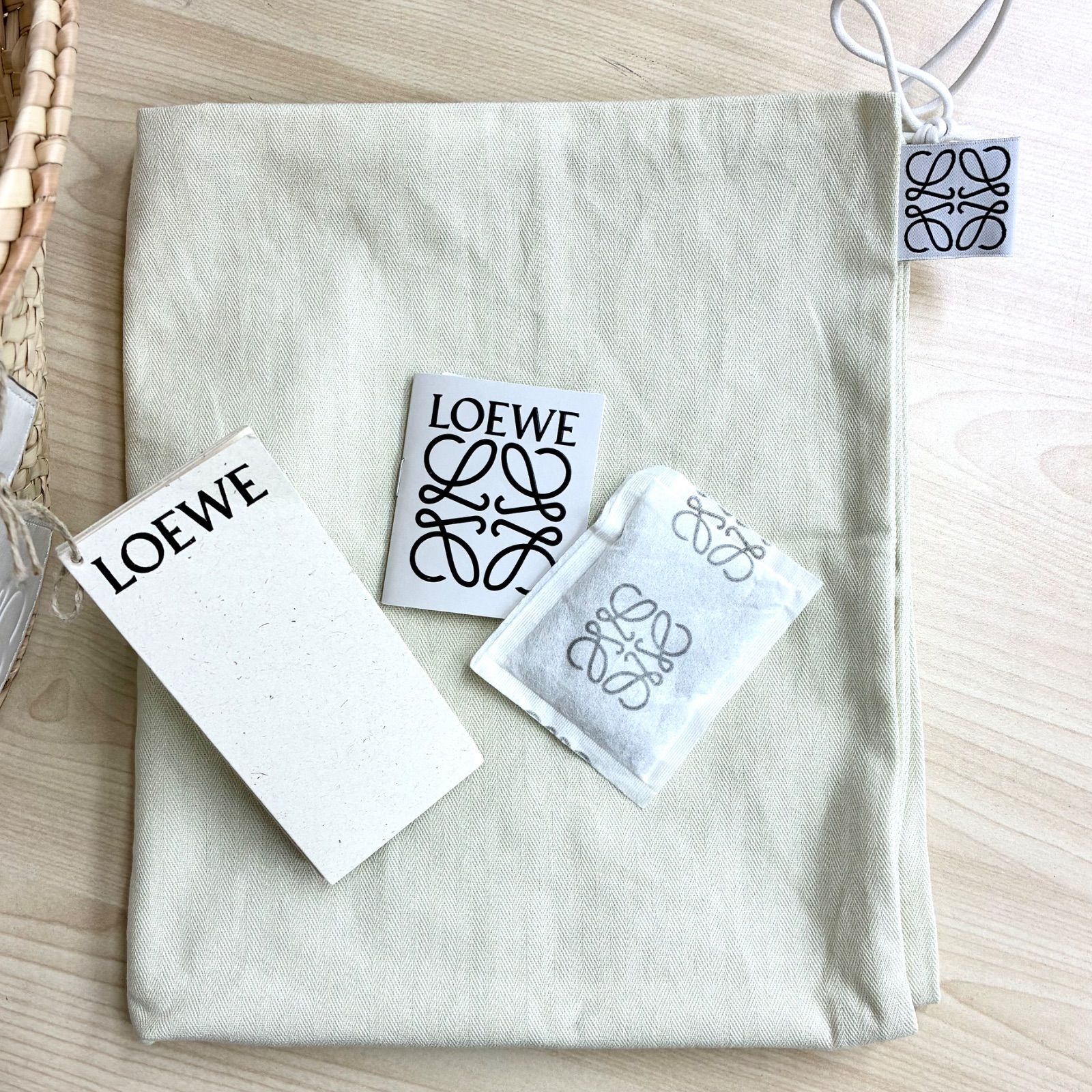 ロエベ LOEWE】アナグラムバスケットバッグ スモール カゴバッグ